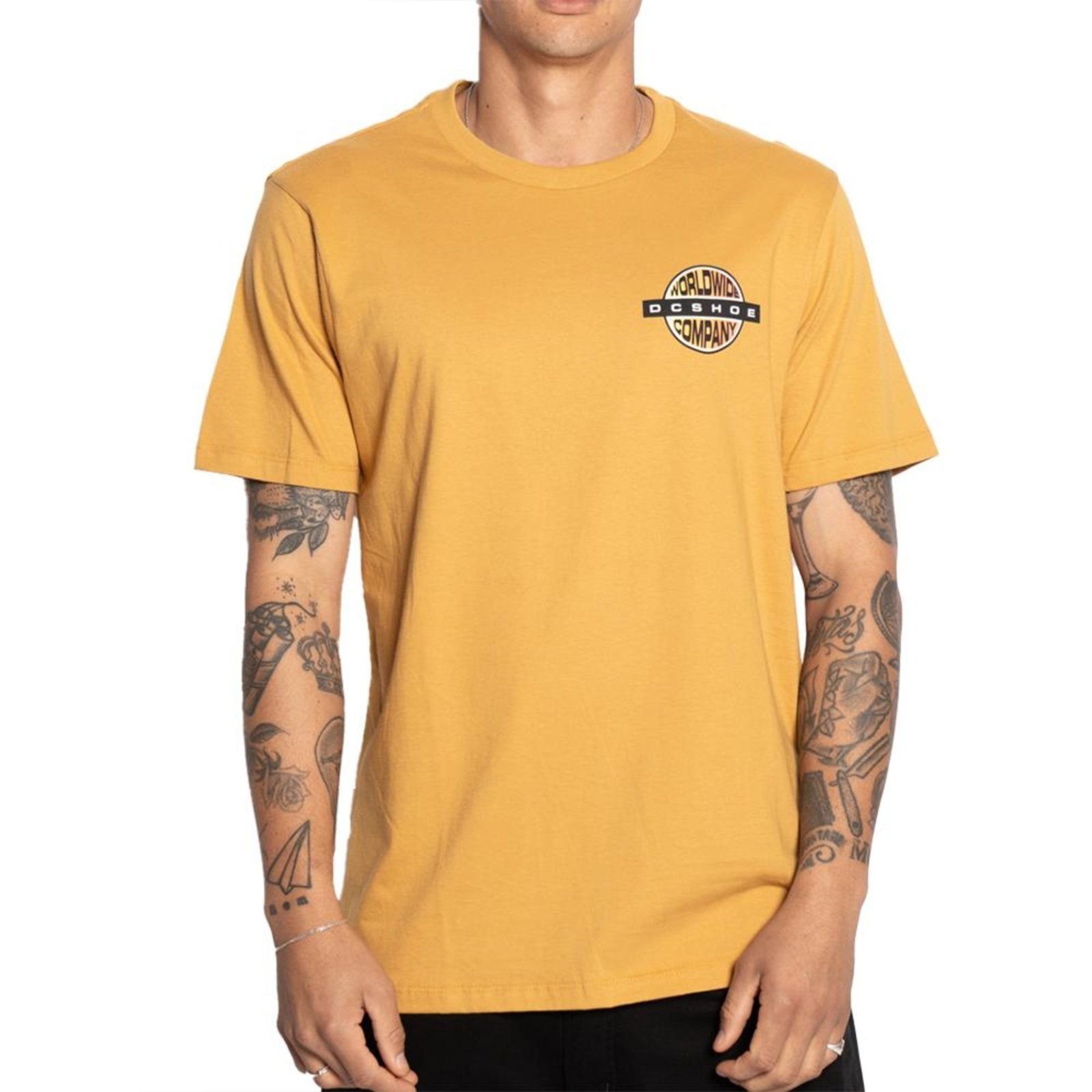 Camiseta DC Shoes Core SM25 Masculina Amarelo
