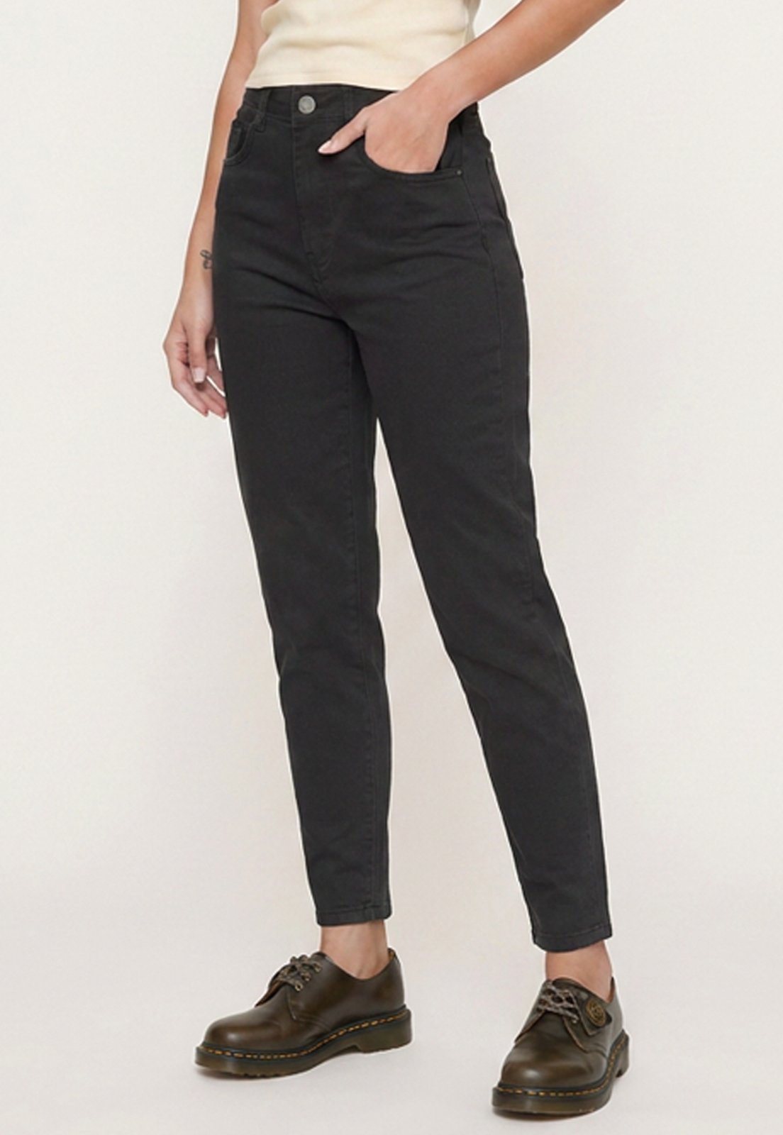 Calça Feminina Cintura Alta Slim com Elastano Sarja Ajuste Perfeito Branco