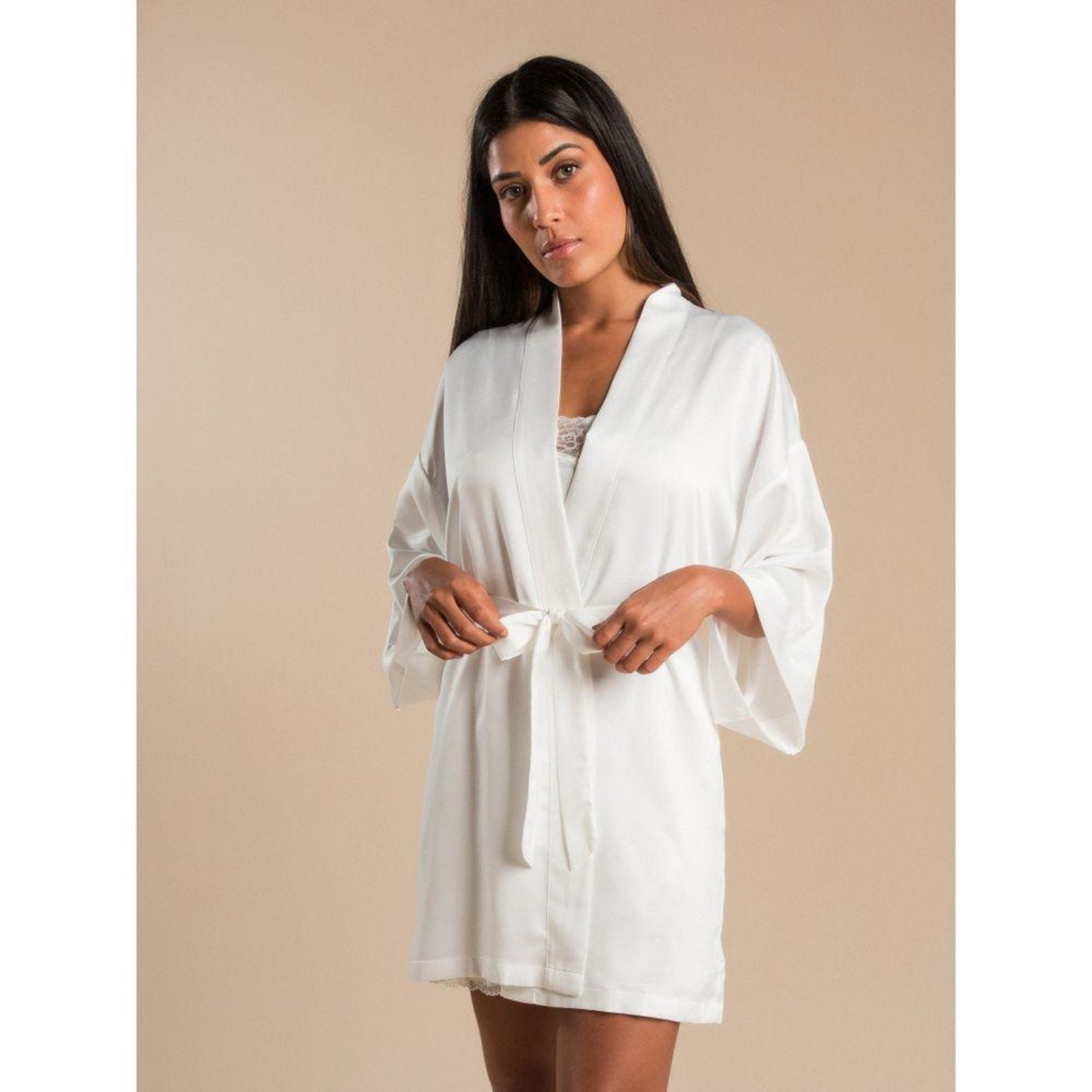 Robe Curto Manga Longa Cetim Bella Luna Off White Branco
