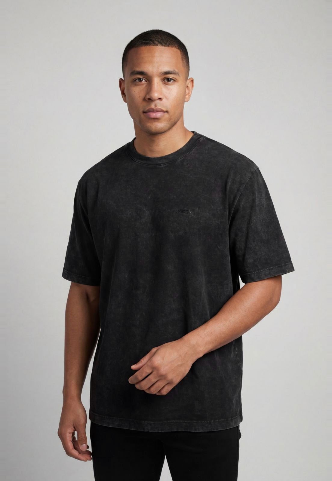 Camiseta Masculina Forum Clássica Preta