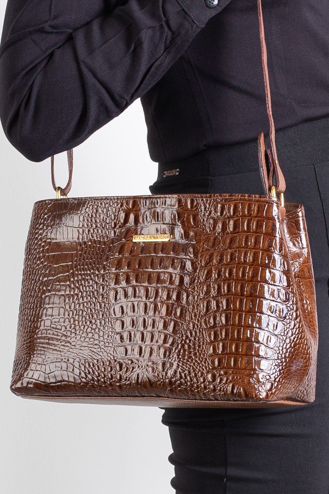Bolsa de couro croco estruturada Evelyn - Whisky