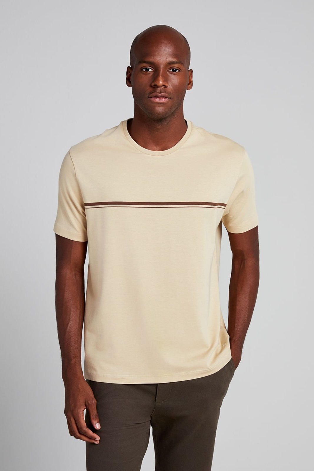 HIGHSTIL Camiseta Malha Comfort - Khaki / Marrom