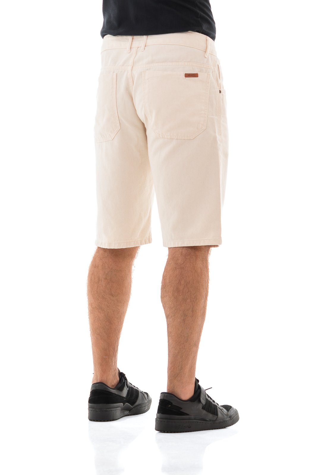 Vista 3 Bermuda Jeans Masculina Arauto Relaxed Natural ARAUTO JEANS bege natural ARAUTO JEANS bege natural