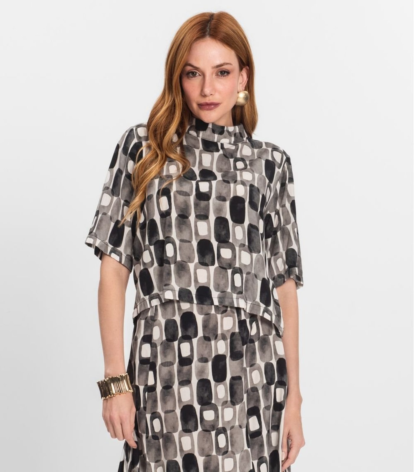 Blusa Feminina Estampada Gola Alta Endless Preto