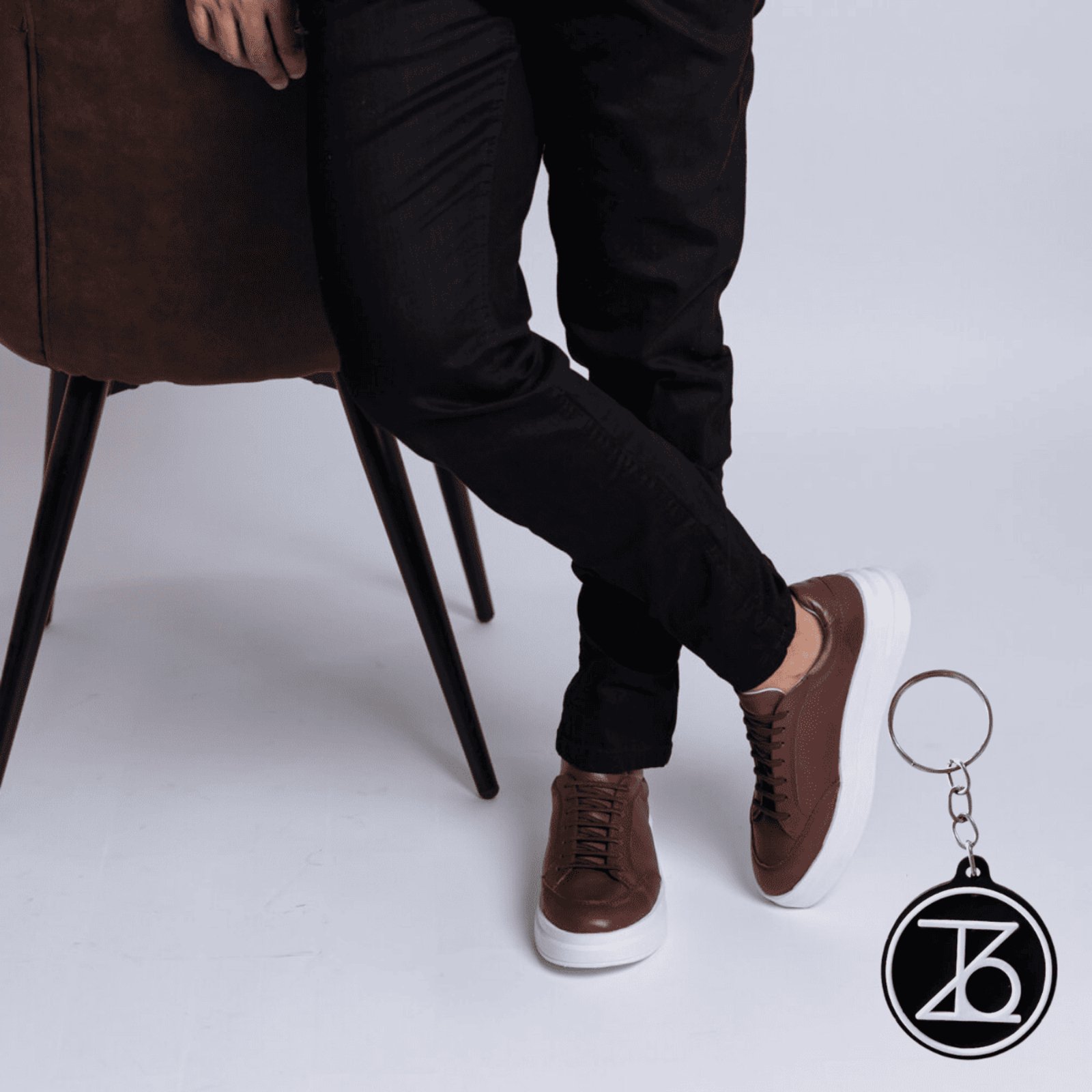 Tênis Sapatênis Casual Masculino Matteo Thezb Couro Legítimo Conforto Leve + Brinde Chaveiro Thézb