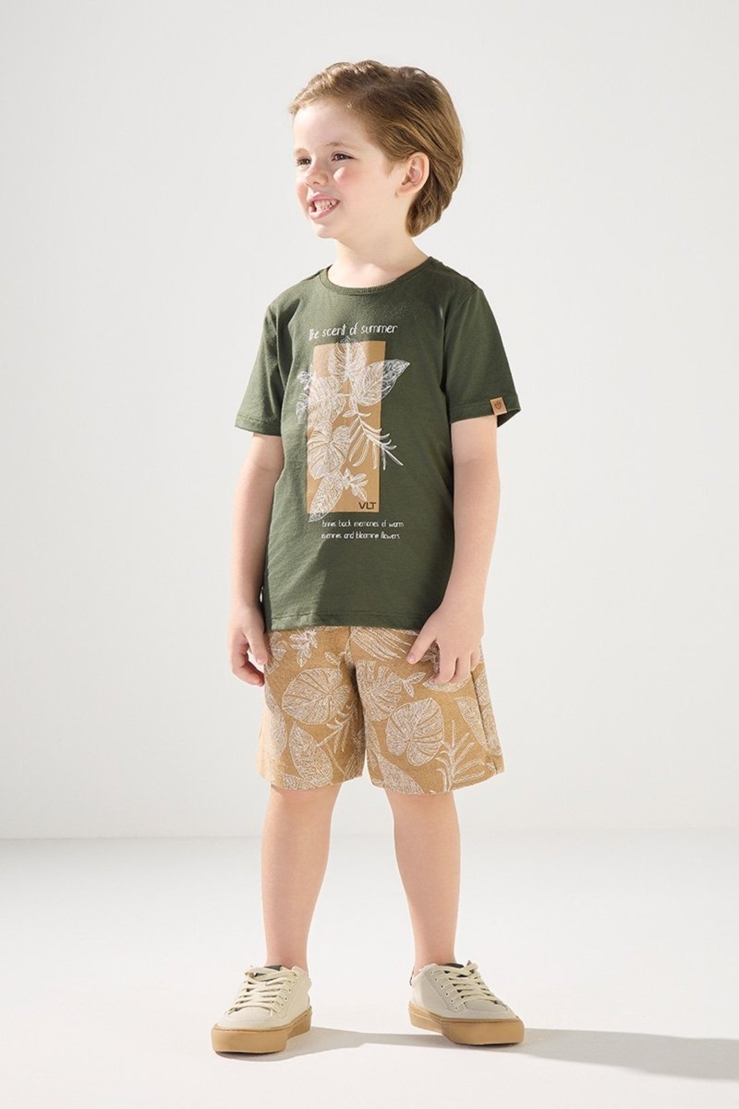 Infantil - Conjunto Camiseta Texturizada Summer com Bermuda em Moletom