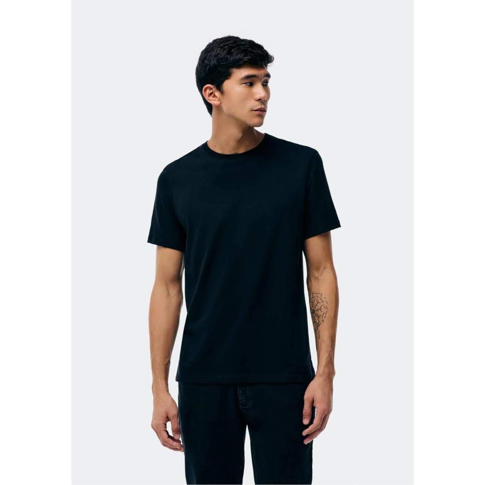 Camiseta Básica Masculina Manga Curta Em Malha H+