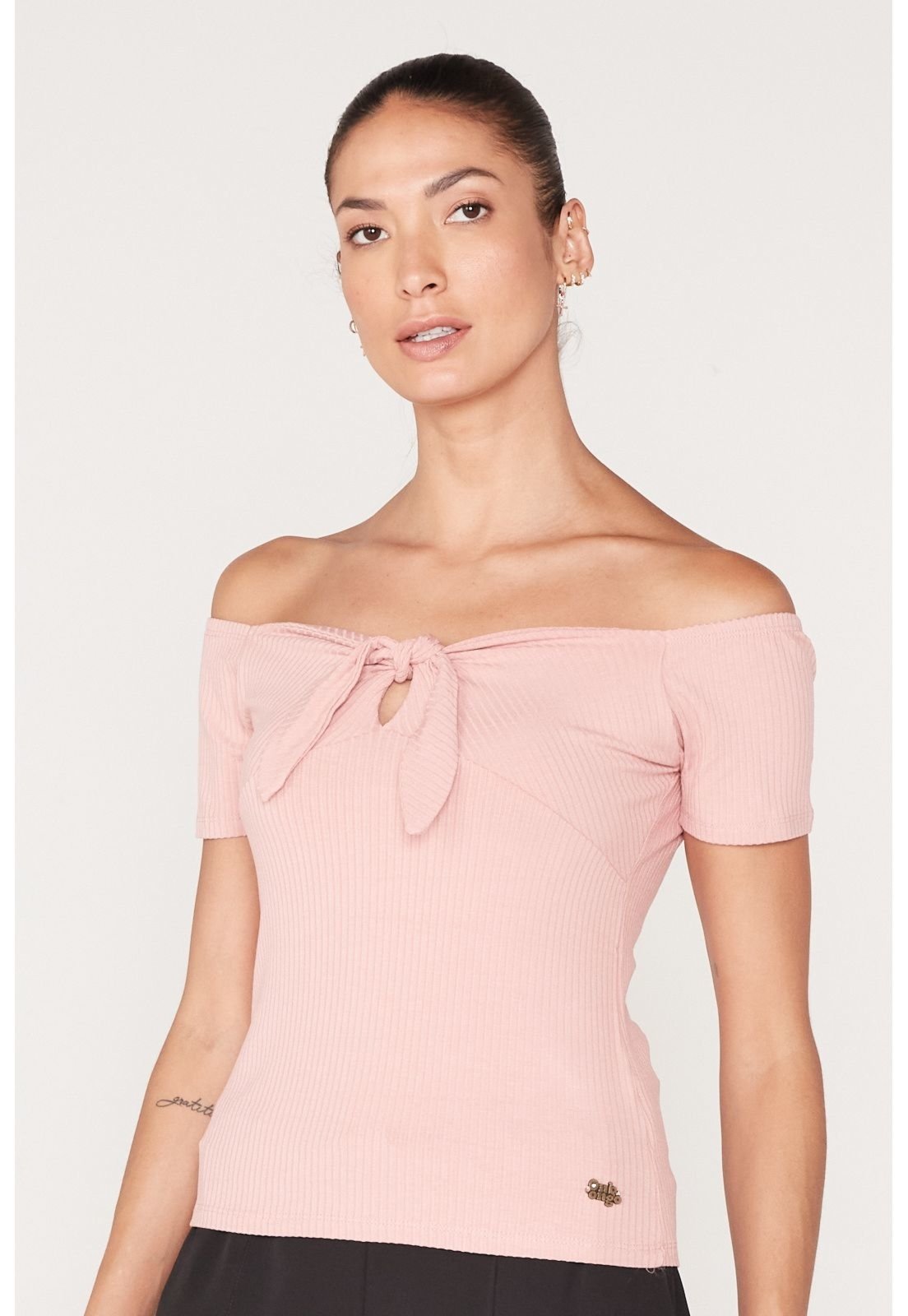 Camiseta Onbongo Feminina Ombro a Ombro Rosê