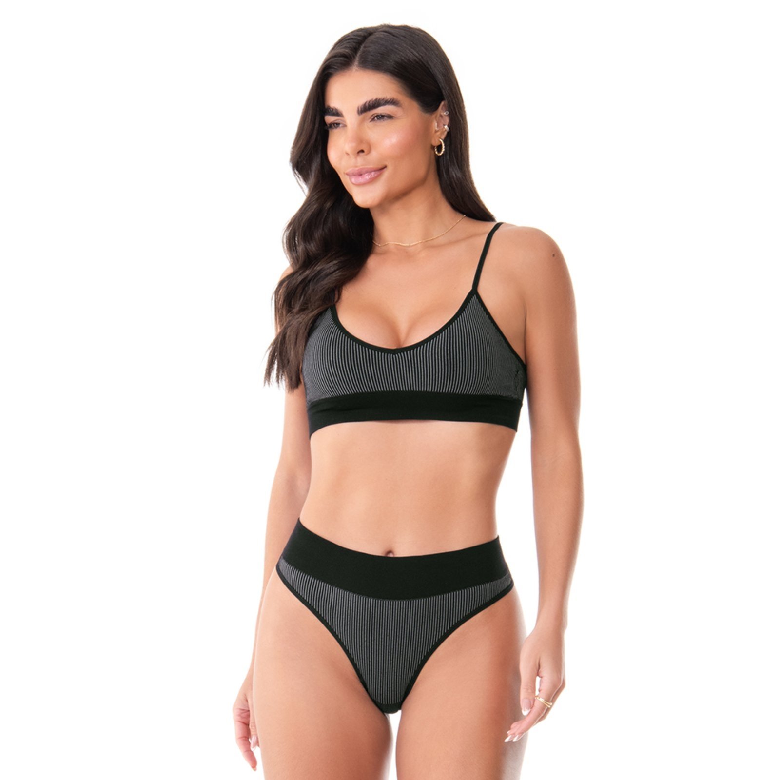Conjunto Top Com Bojo Removível e Calcinha Sem Costura Preto