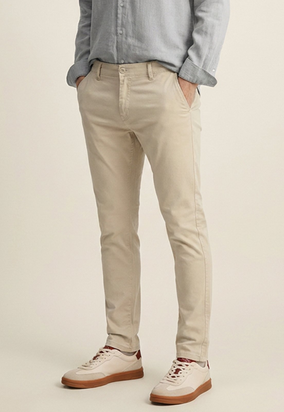 Calça Sarja Masculina Slim Fit com Elastano Cintura Média Bolso Social Bege