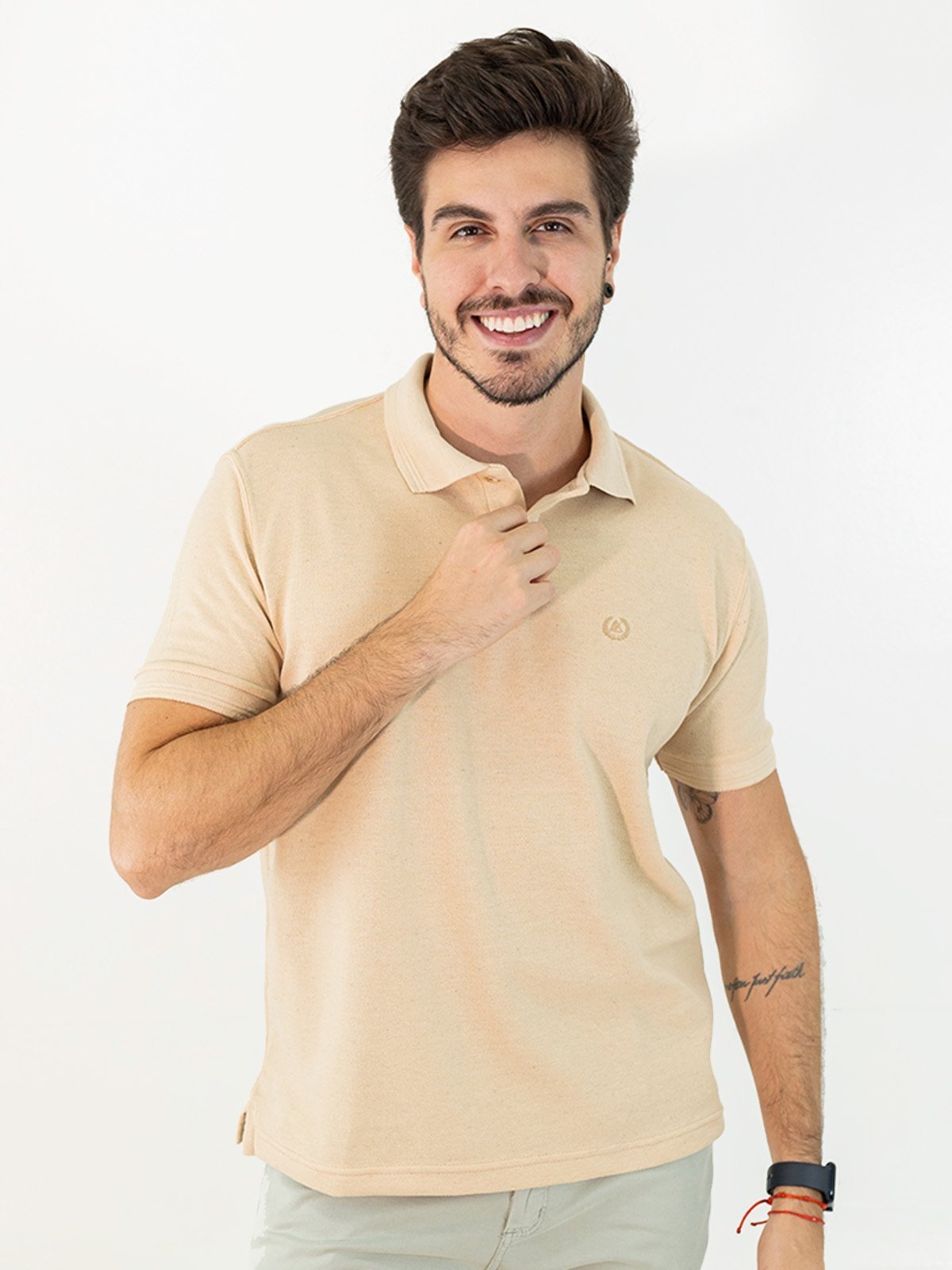 Camiseta Polo Masculina Tradicional Cores Neutras Anticorpus