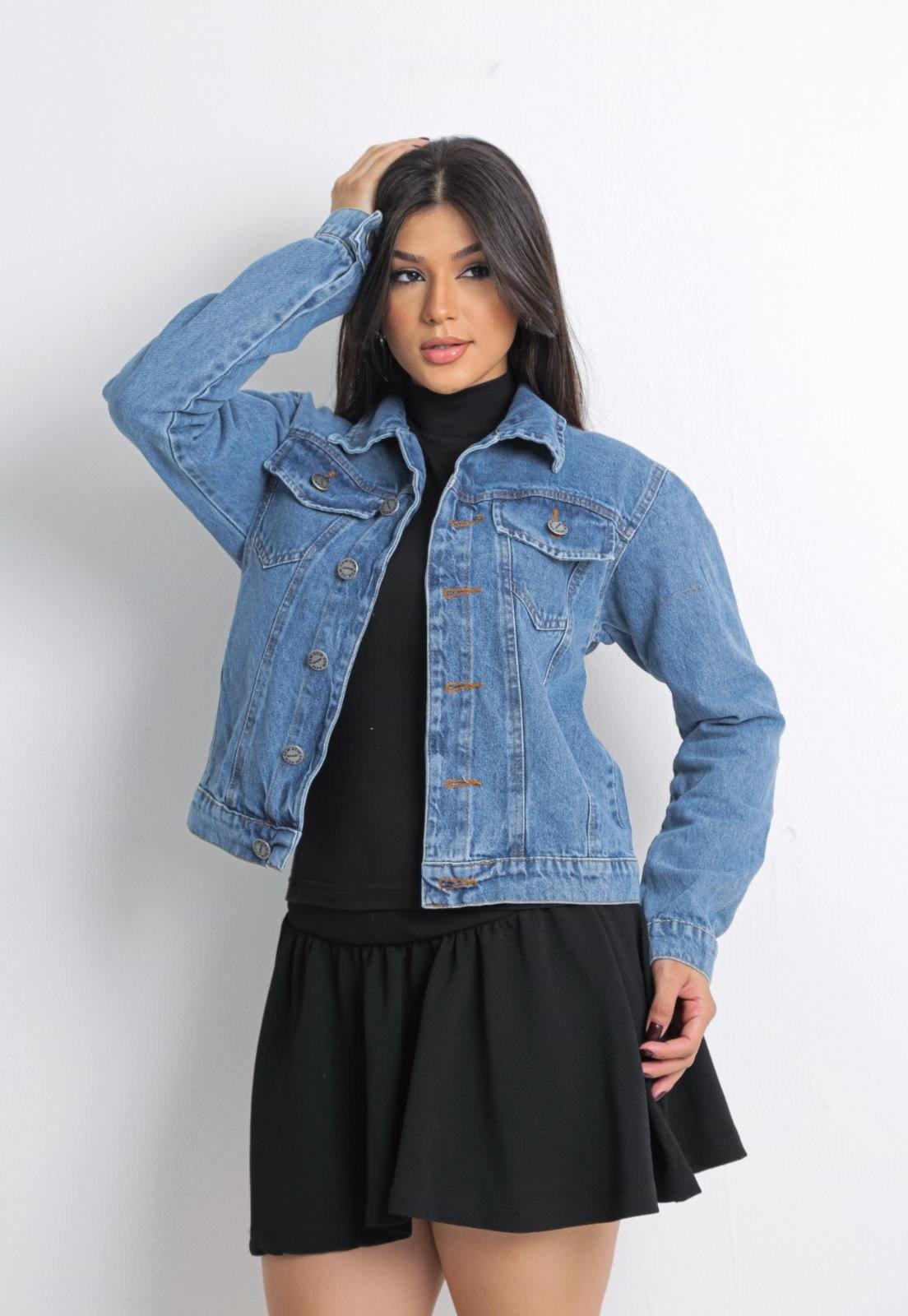 Jaqueta Jeans Feminina Destroyed Botões Dourados Estilo Despojado