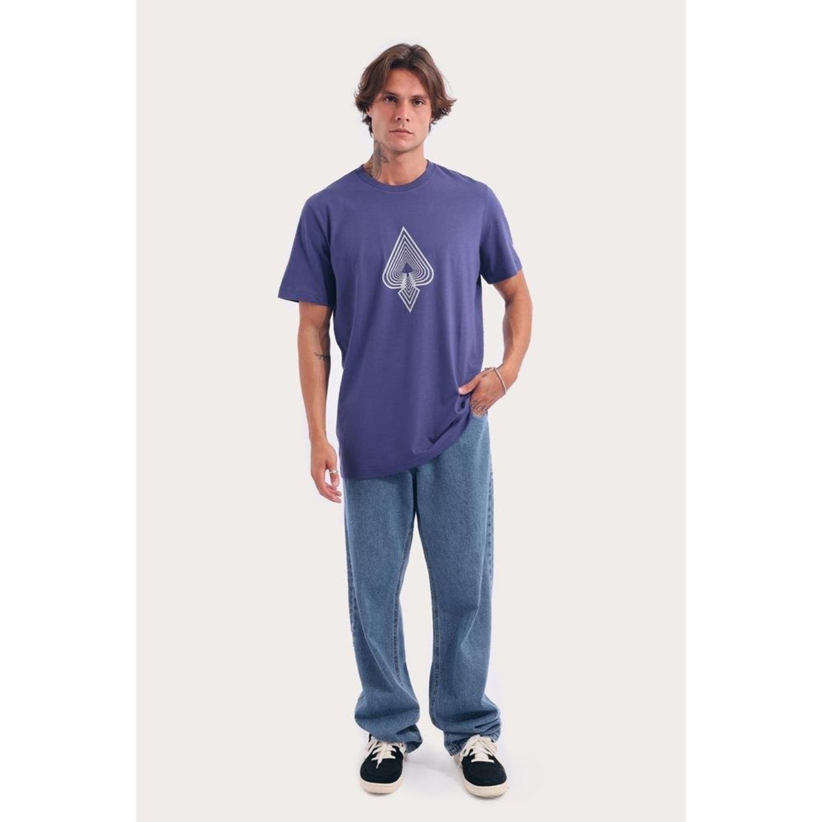 T-Shirt Regular M/C Espada Refletiva Marinho Chronos