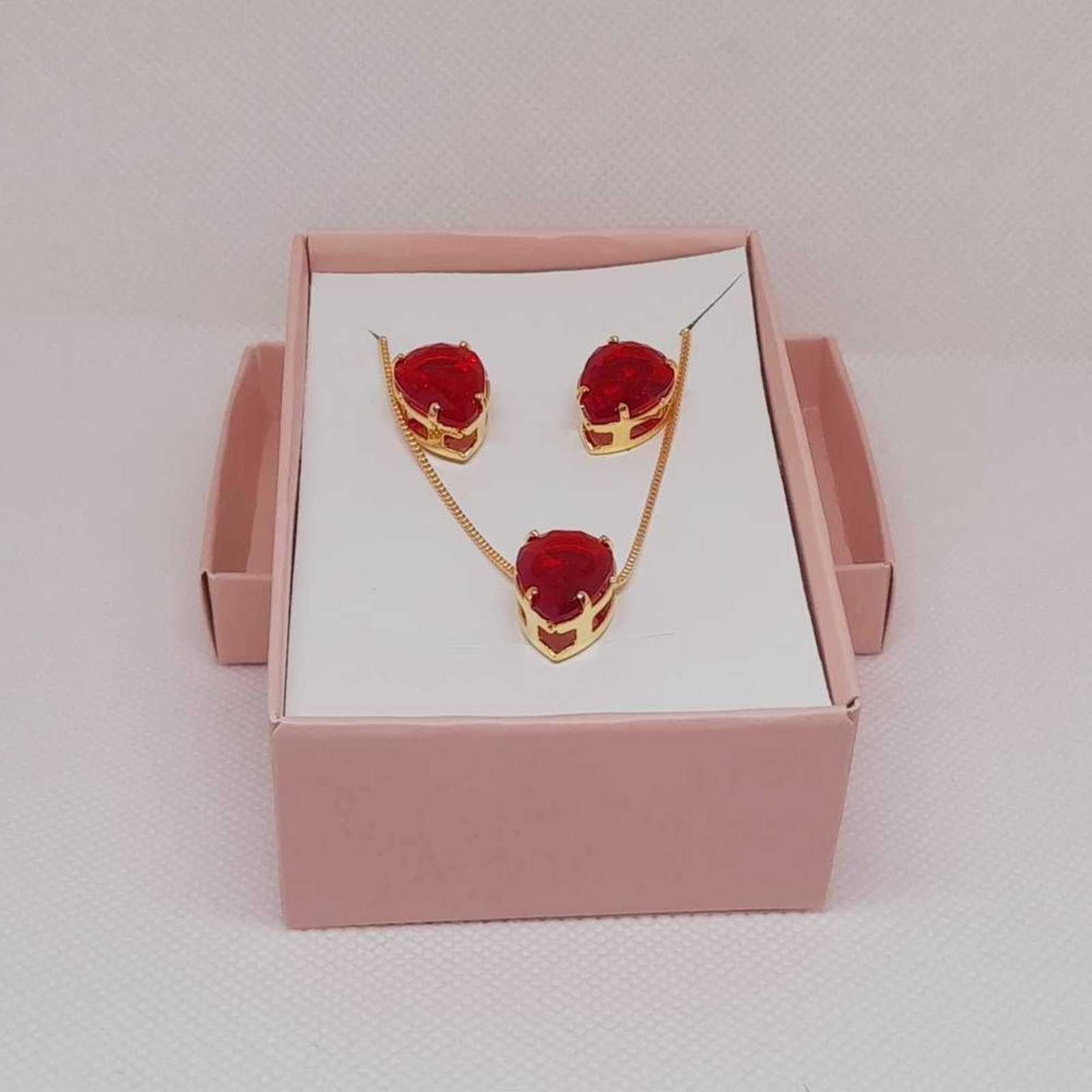 Conjunto Folheado a Ouro Gota Ruby – Vermelho – Mellow Brazil