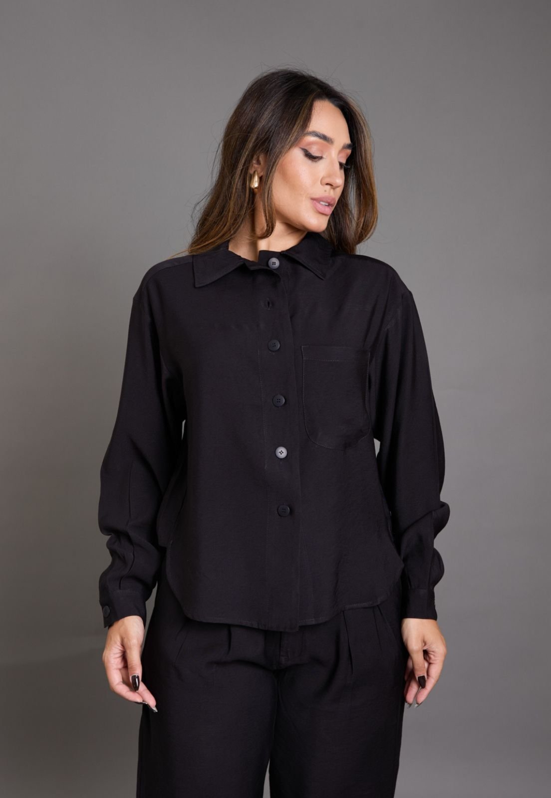 Camisa Manga Longa Feminina Social Em Viscose com Bolso Dialogo Preto
