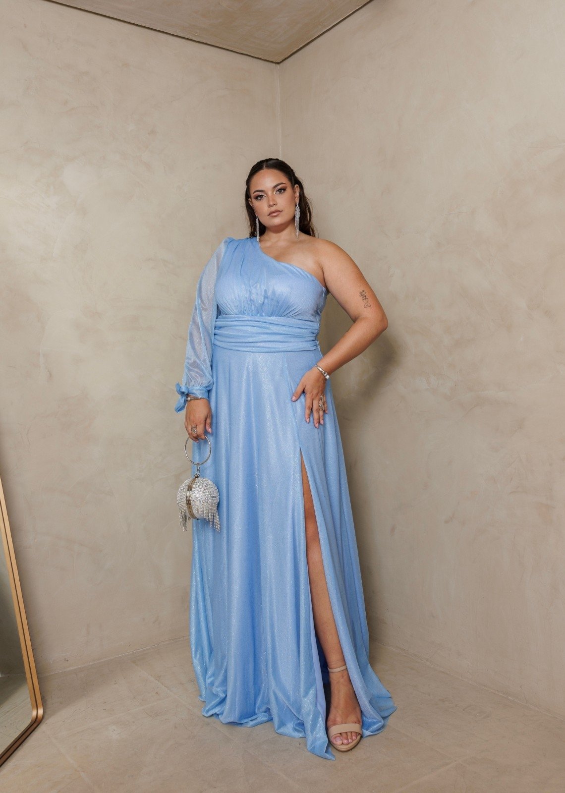 Vestido Longo de Festa Plus Size Madrinhas Nula Manga com Fenda Glaucia Azul Serenity