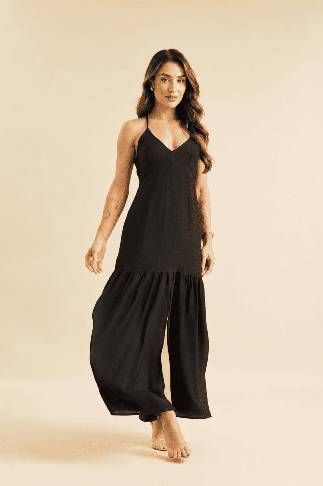 Vestido Longo Feminino com Fenda Frontal e Alças Lemier Collection Preto