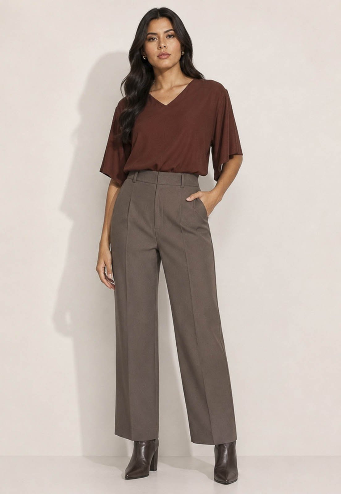 Blusa Amazonia Vital Gola V Manga Ampla Curta Marrom Café
