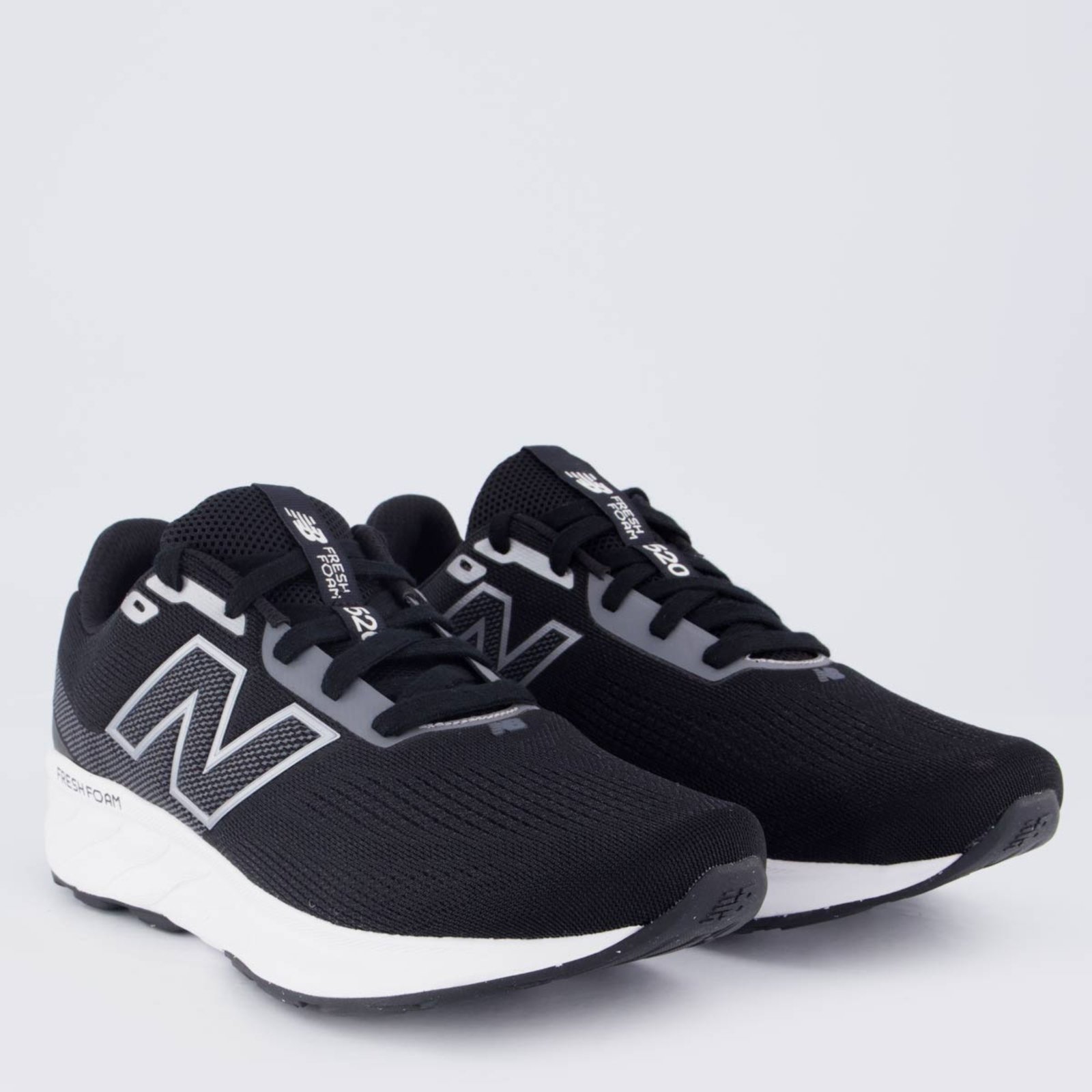 Vista 3 Tênis New Balance Fresh Foam 520 V9 preto New Balance preto