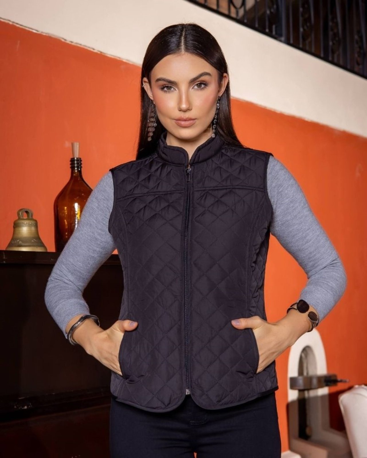 Colete de matelasse curto Jasmin preto