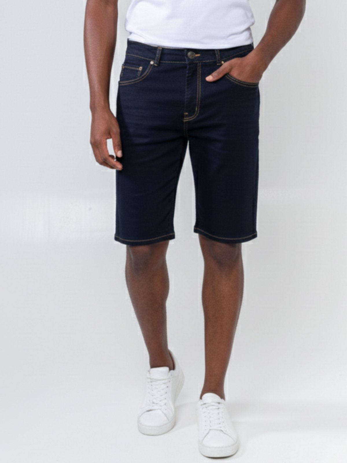 Bermuda Jeans Masculina Kovali Escura Básica e Confortável