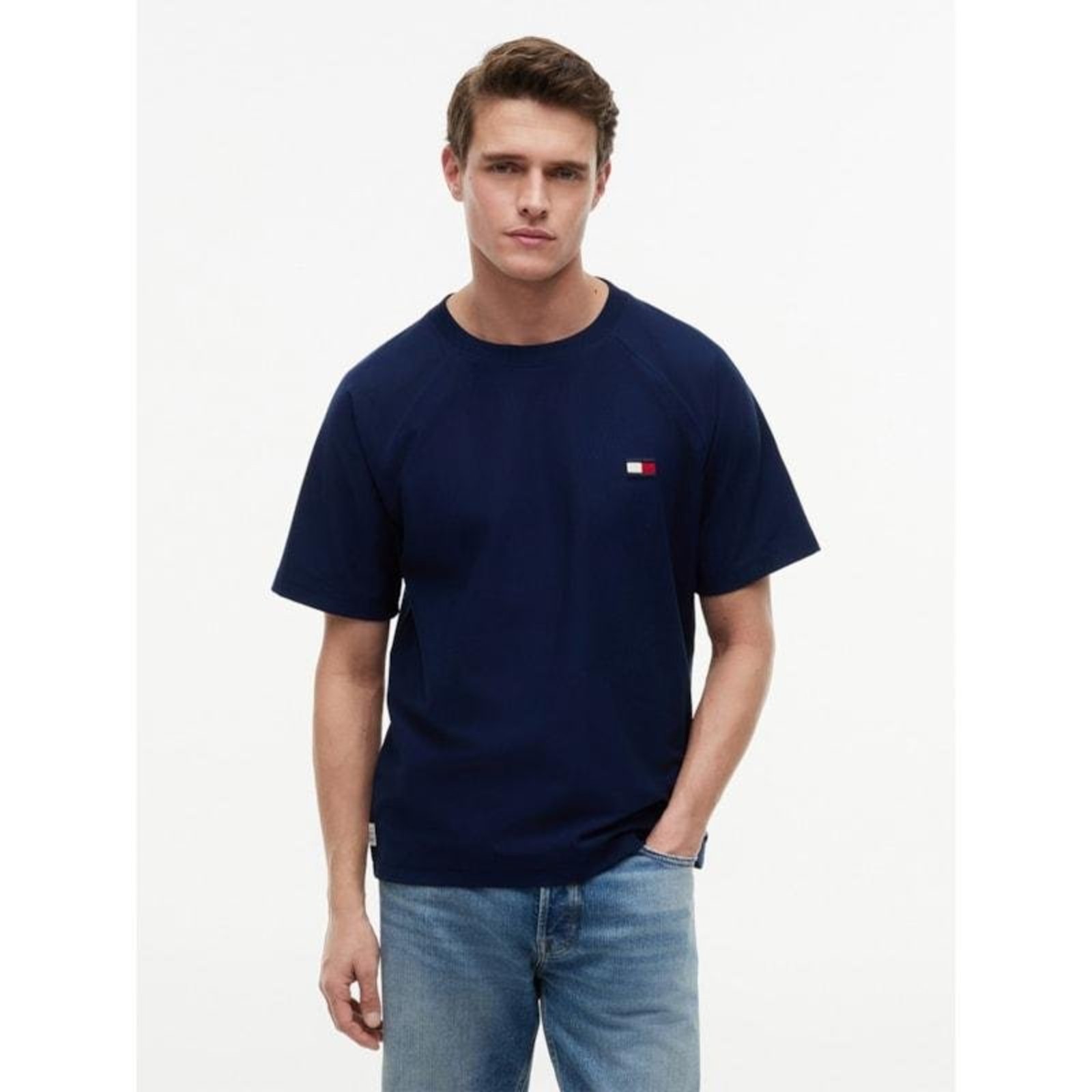 Camiseta Estampa Bandeira no Peito Azul Marinho