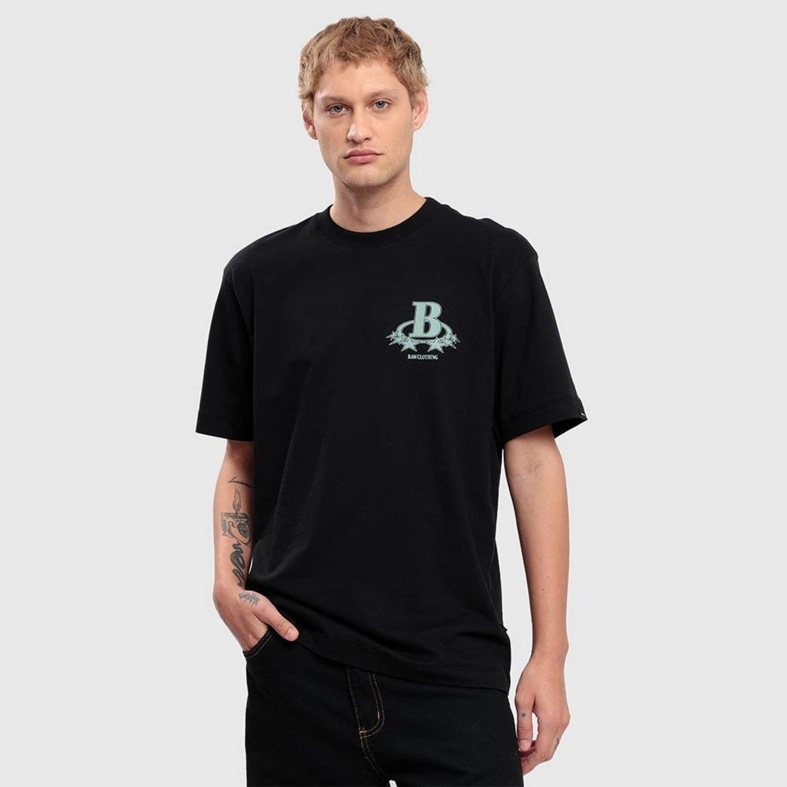 CAMISETA REGULAR BAW STAR Preto