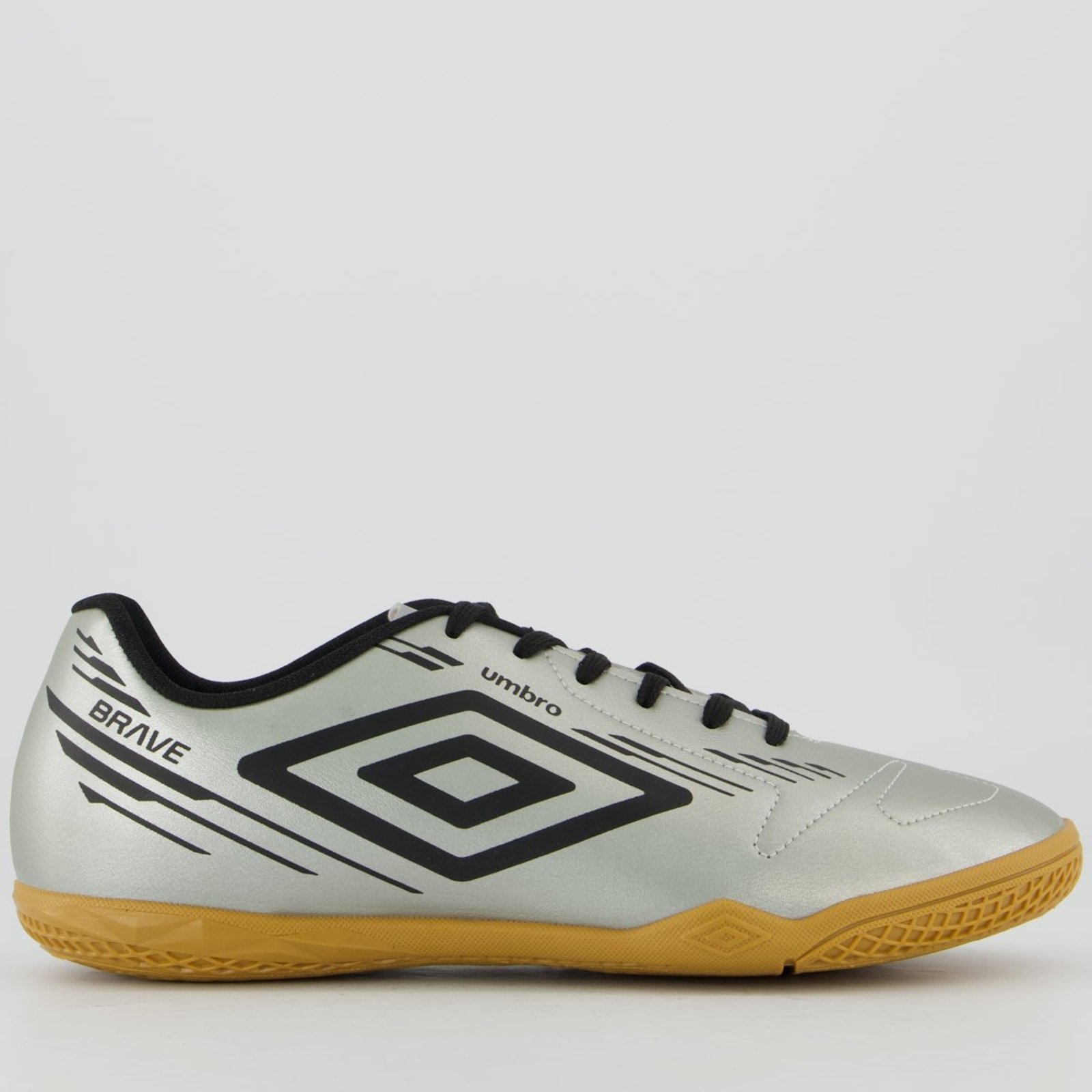 Chuteira Umbro Brave Futsal Prata e Preta