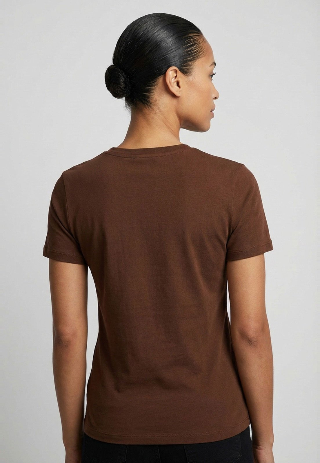 Vista 3 Camiseta Feminina Calvin Klein Jeans Logo Bordado verde Calvin Klein Jeans verde