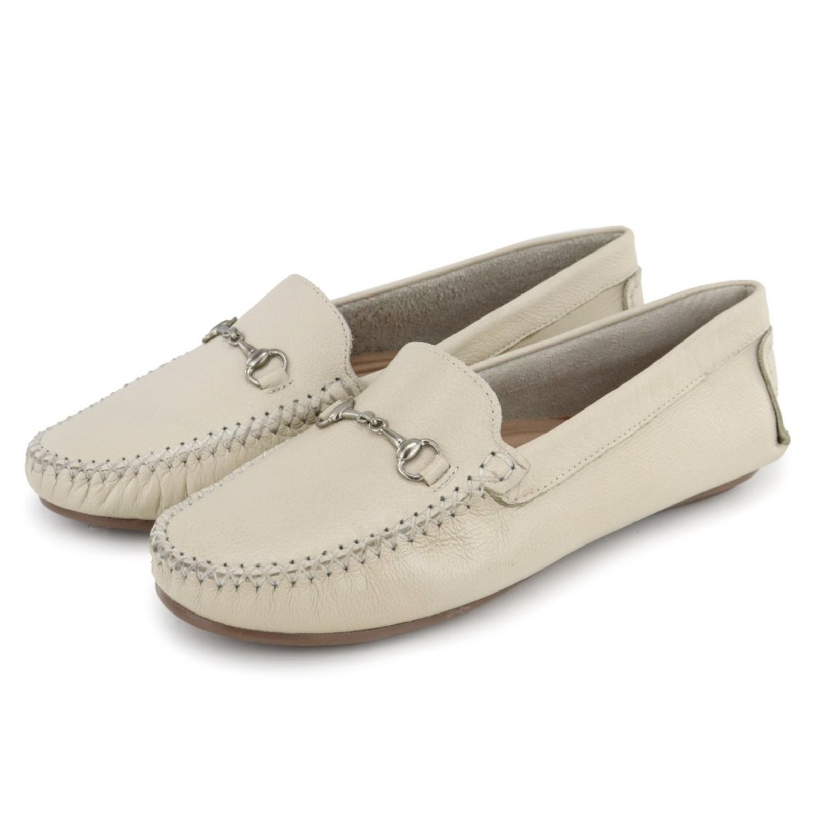 Mocassim Feminino Drive com Fivela em Couro Off White