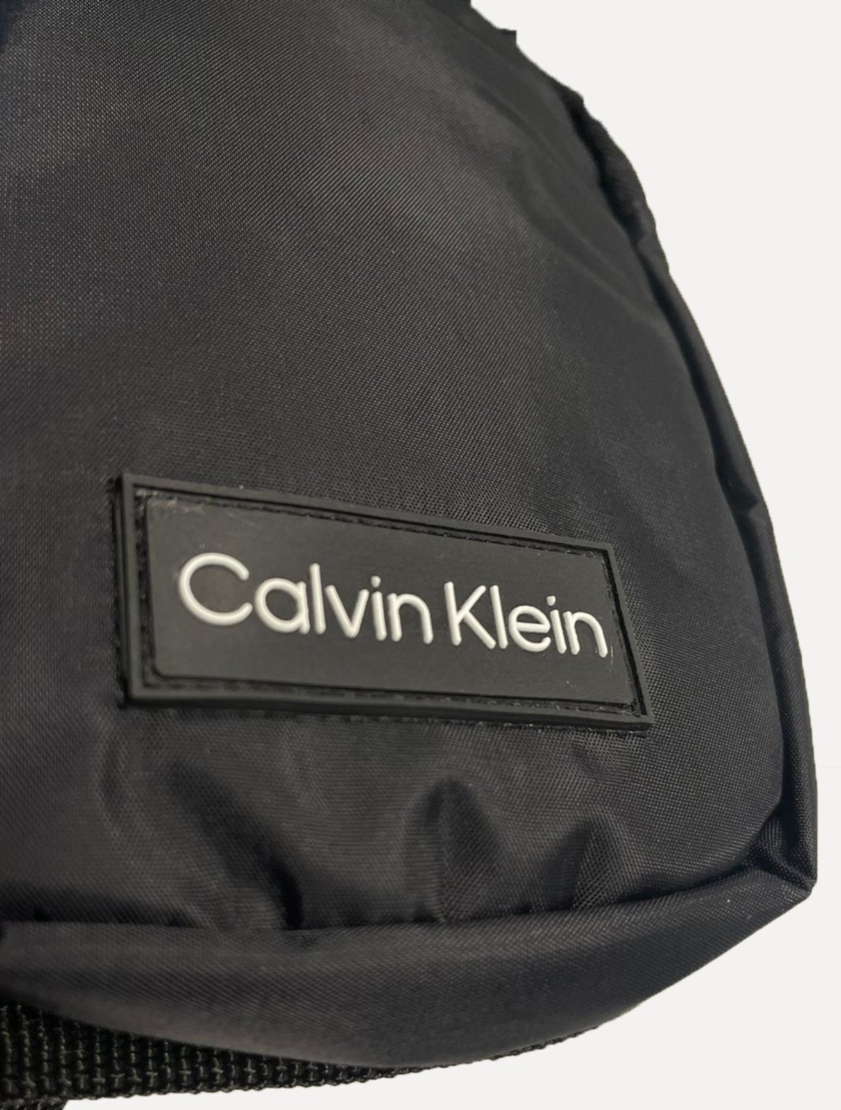Mochila Calvin Klein Jeans Masculina Patch RE Issue Preto