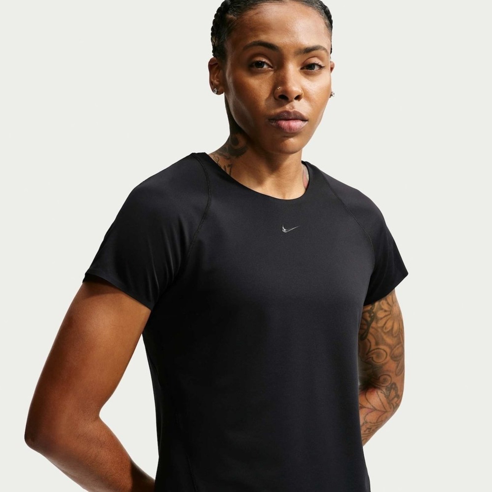 Camiseta Dri-FIT Nike Universa Feminina