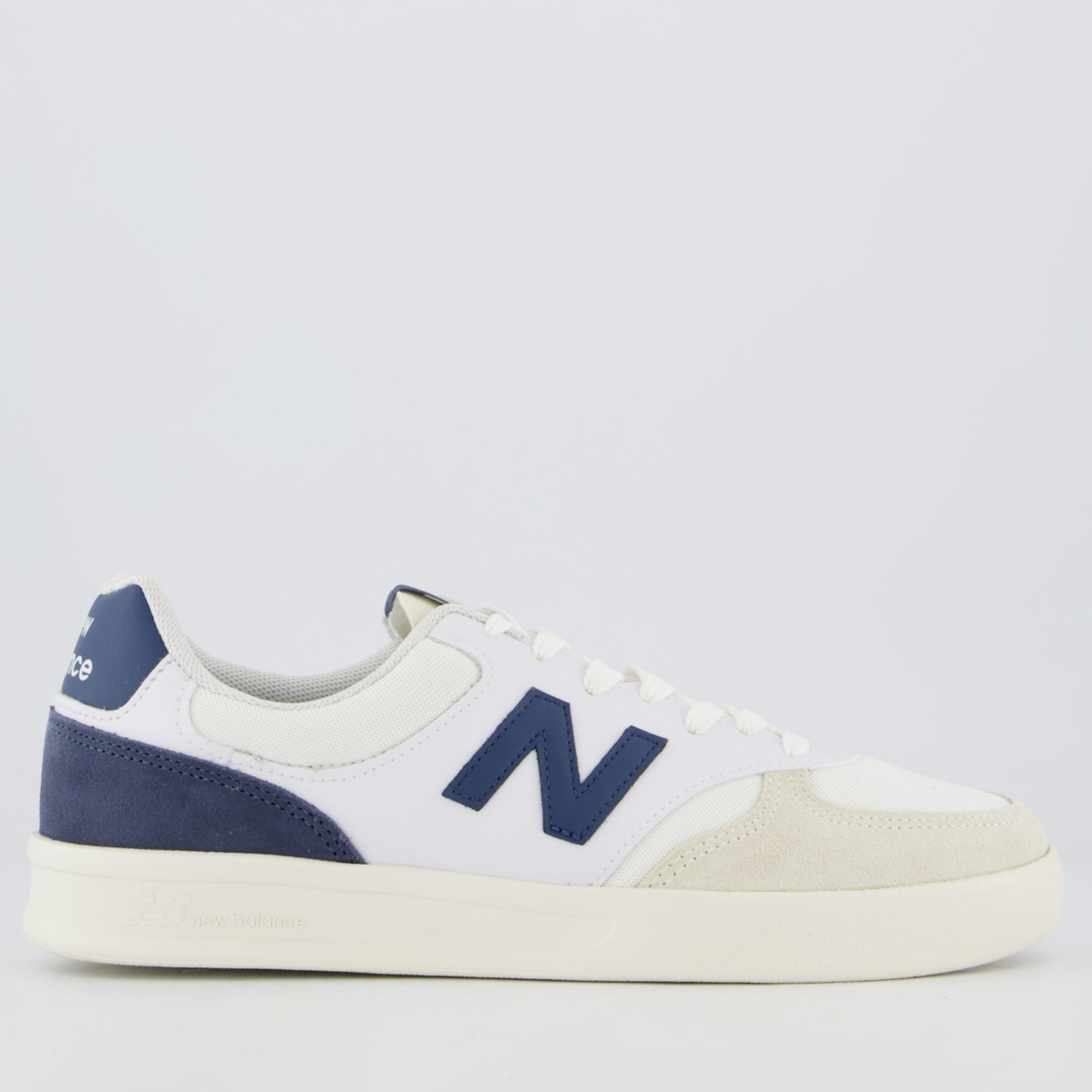 Vista 2 Tênis New Balance CT300 V2 e Marinho bege New Balance bege