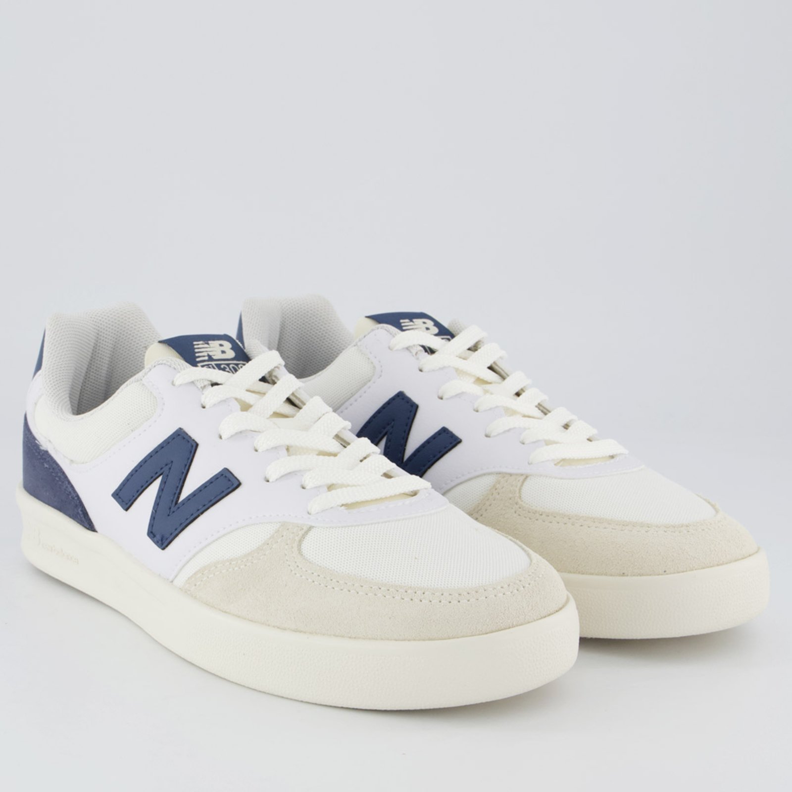 Vista 3 Tênis New Balance CT300 V2 e Marinho bege New Balance bege