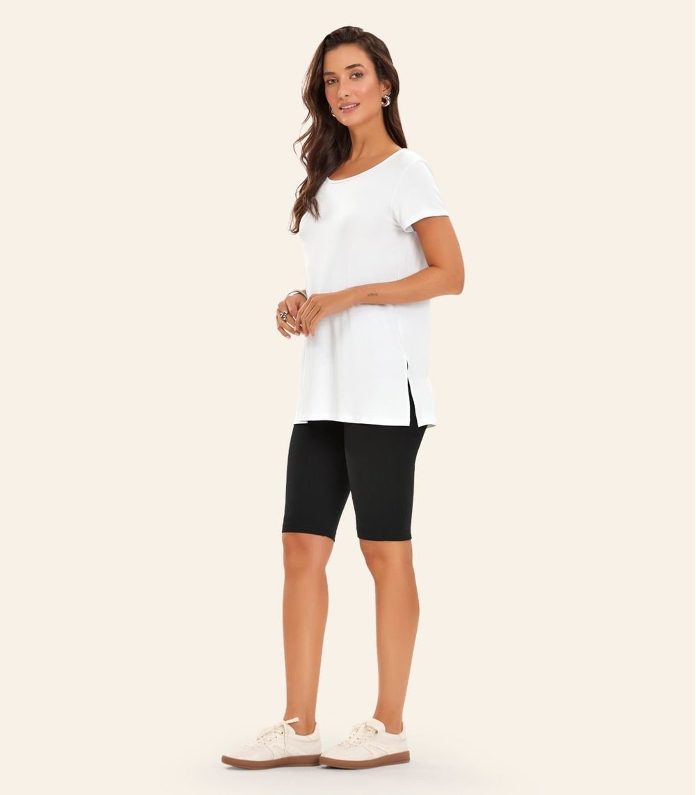 Vista 2 Bermuda Ciclista Feminina em Cotton Pesado Rovitex Rovitex Básicos preto Rovitex Básicos preto