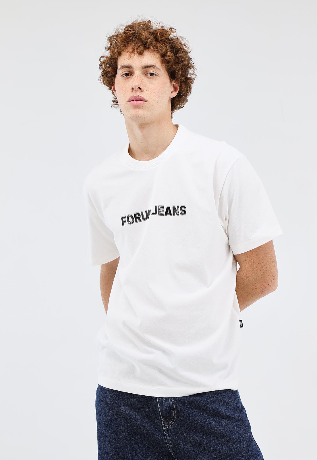 Camiseta Forum Reta Logo Branca
