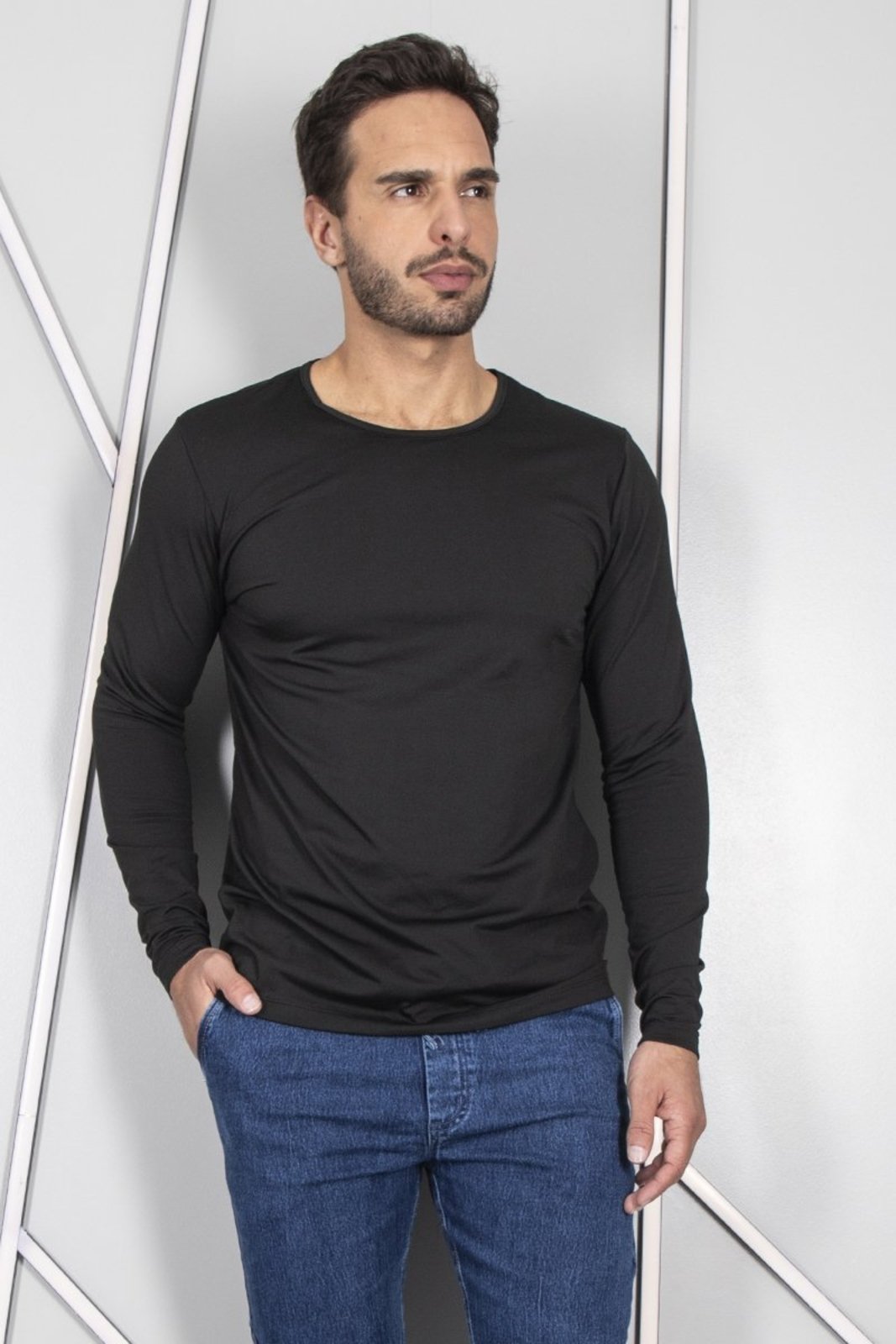 Camiseta Masculina Manga Longa Poliéster Gola Redonda Modelagem Ajustada