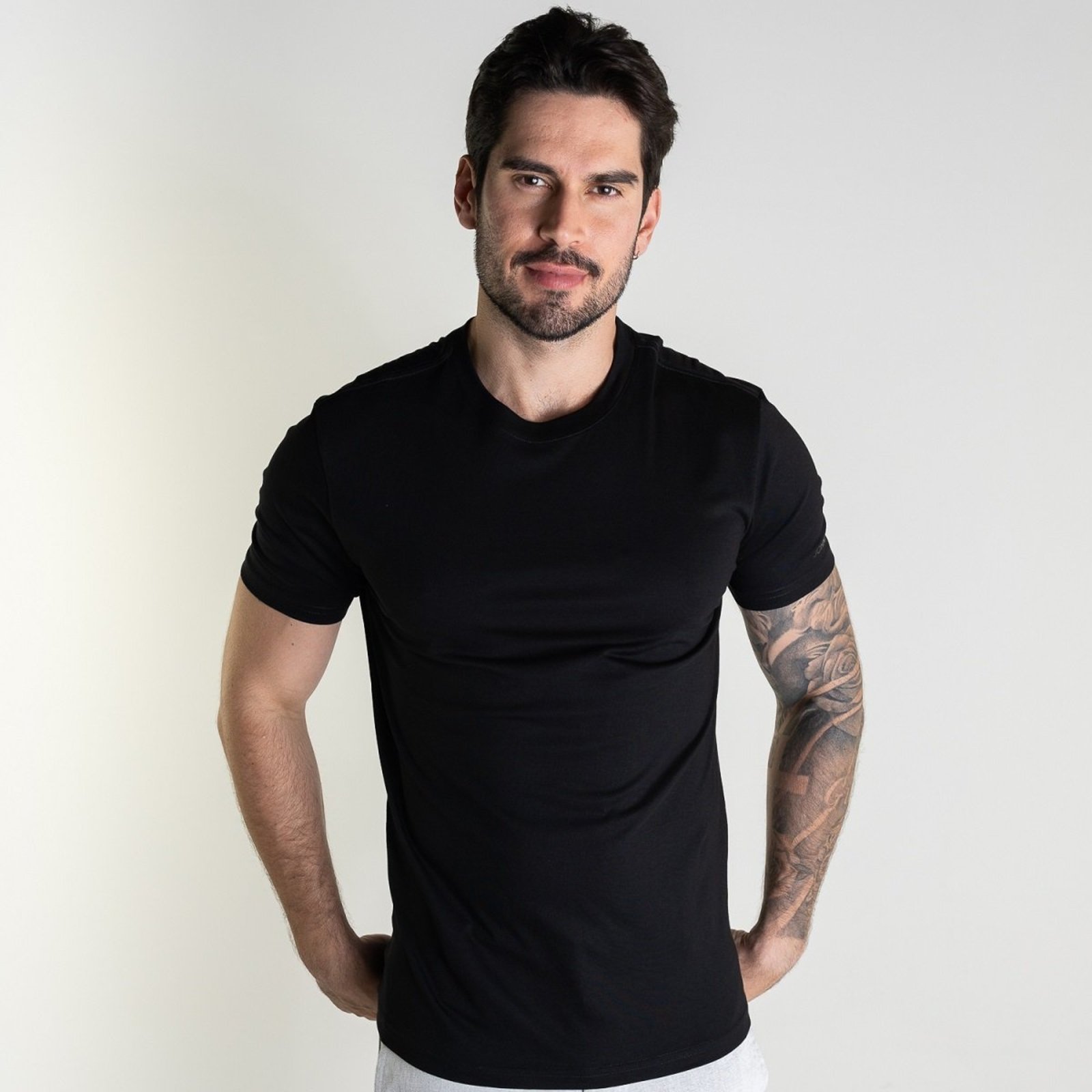 Camiseta John John Algodão Pima Muscle Preta