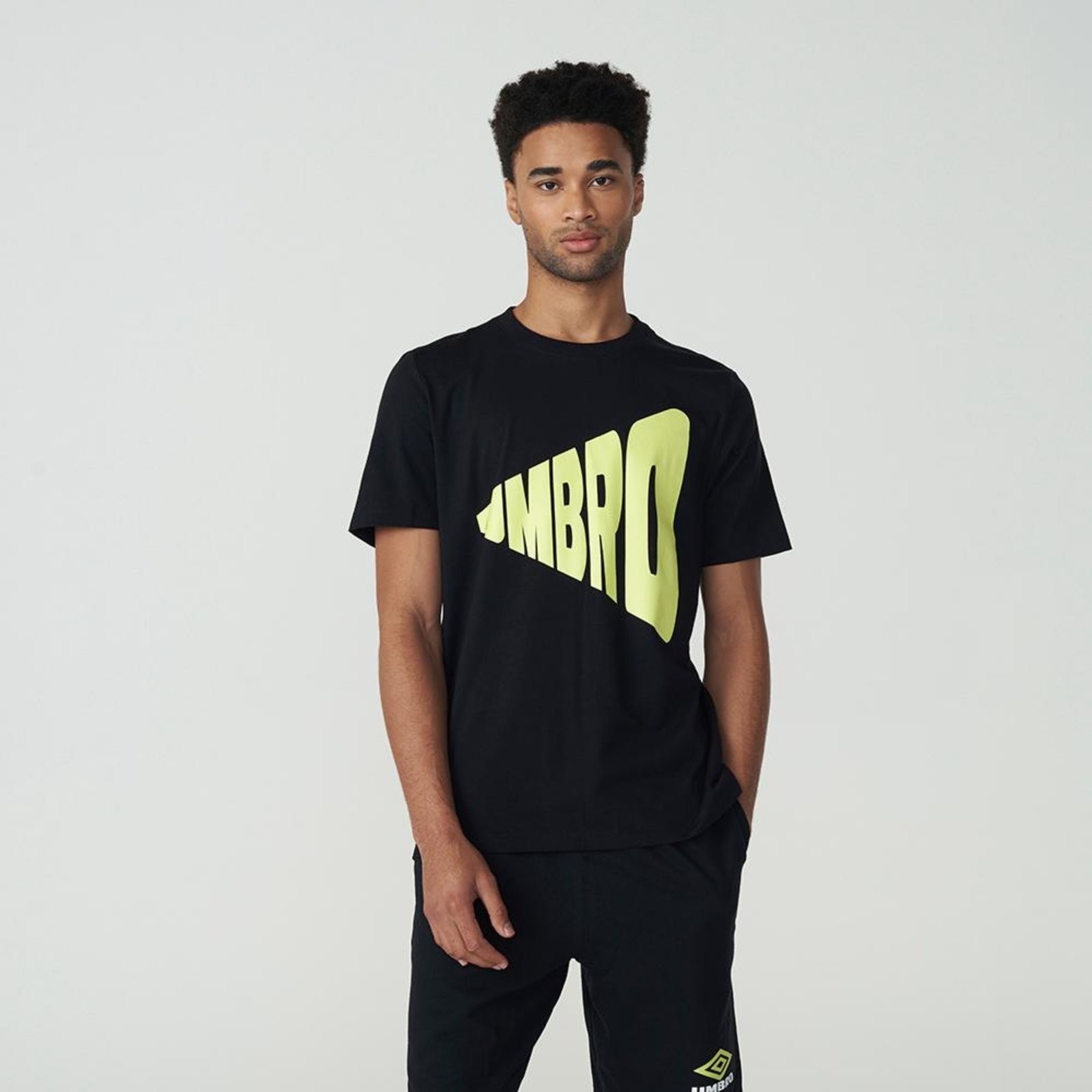 Camiseta Masculina Umbro F. Speaker Incolor