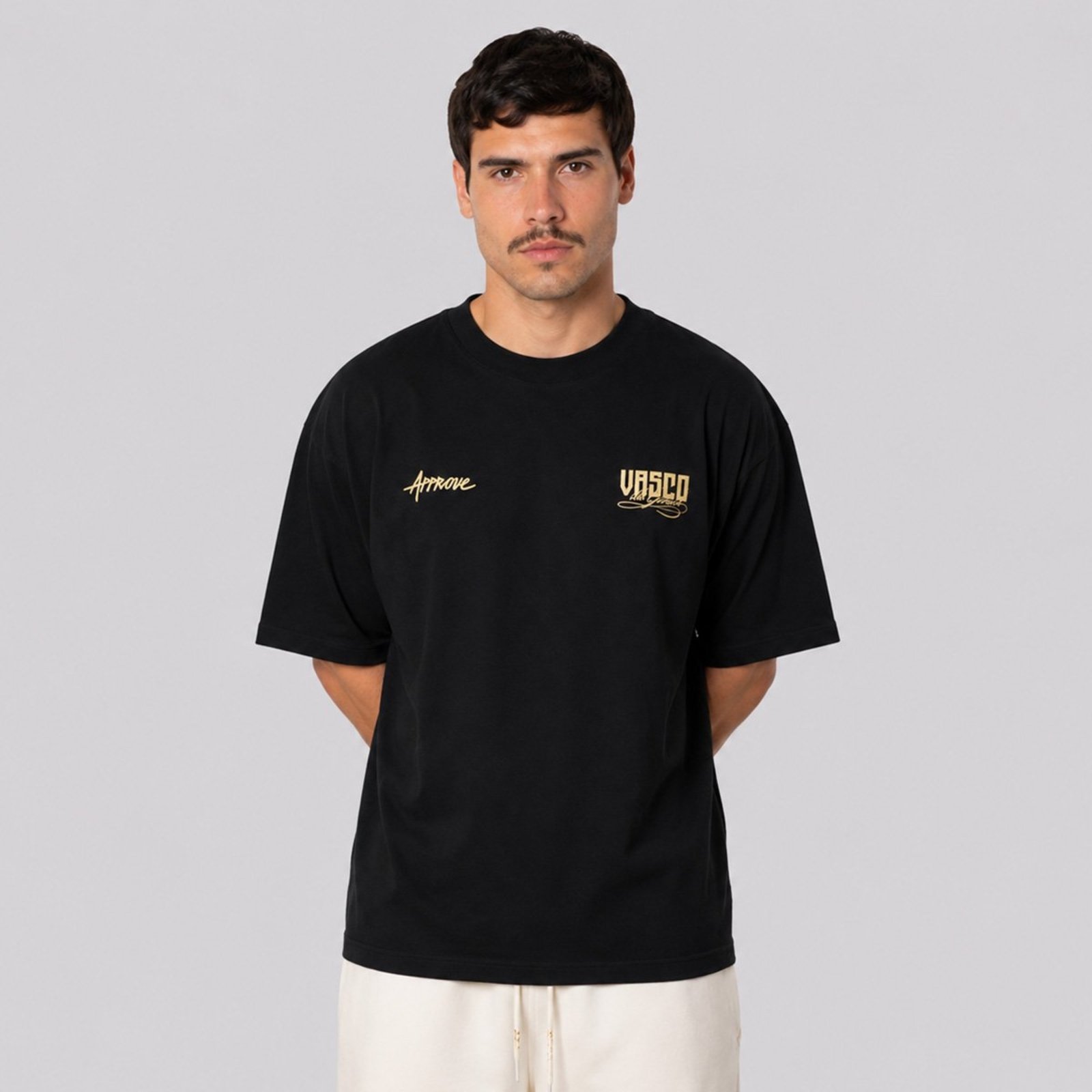 Camiseta Approve Huge São Januario Vasco III Preta