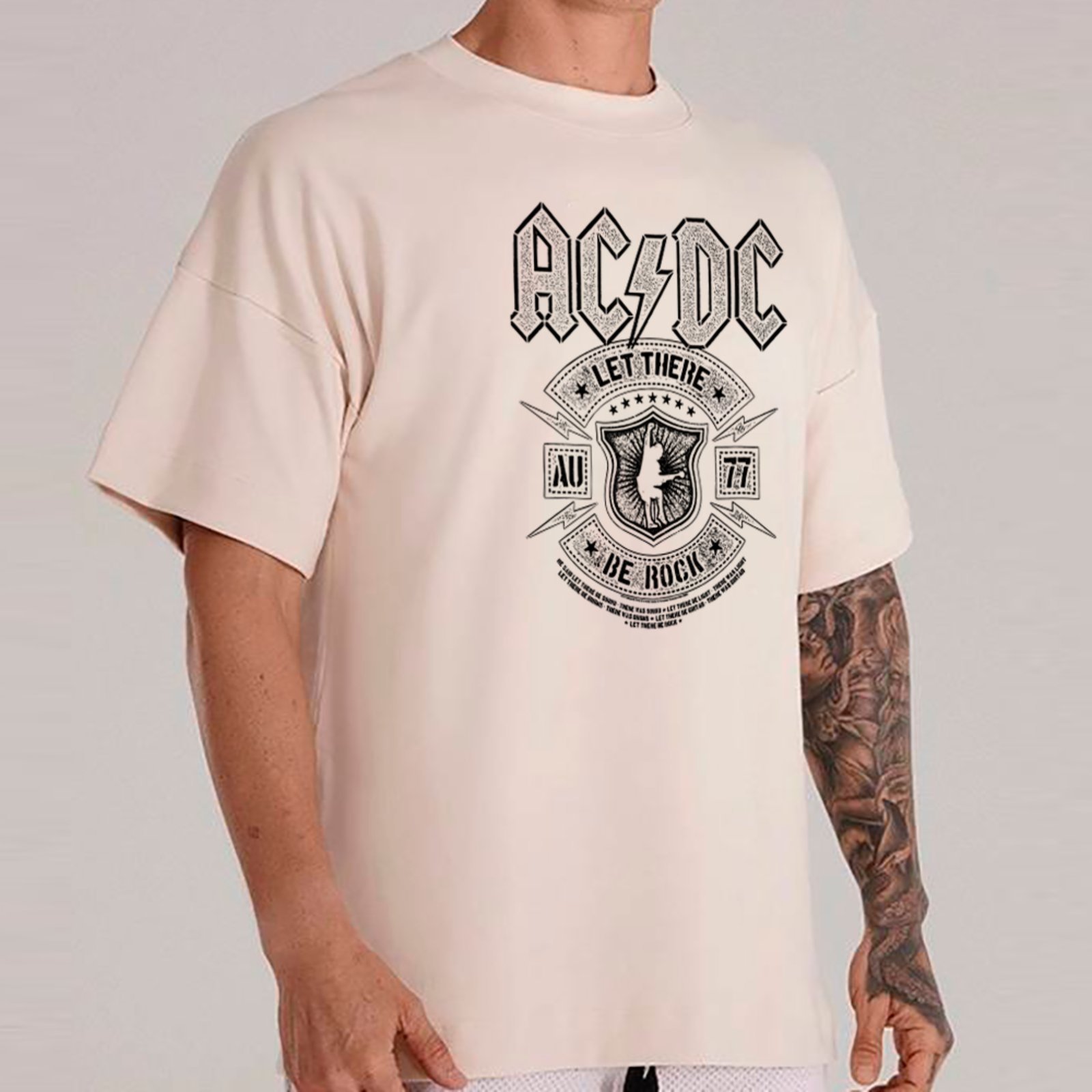 Vista 2 Camiseta Ousy Básica AC DC Let There Be Rock Estampa Clássica Unissex Off White off-white white ousy off-white white
