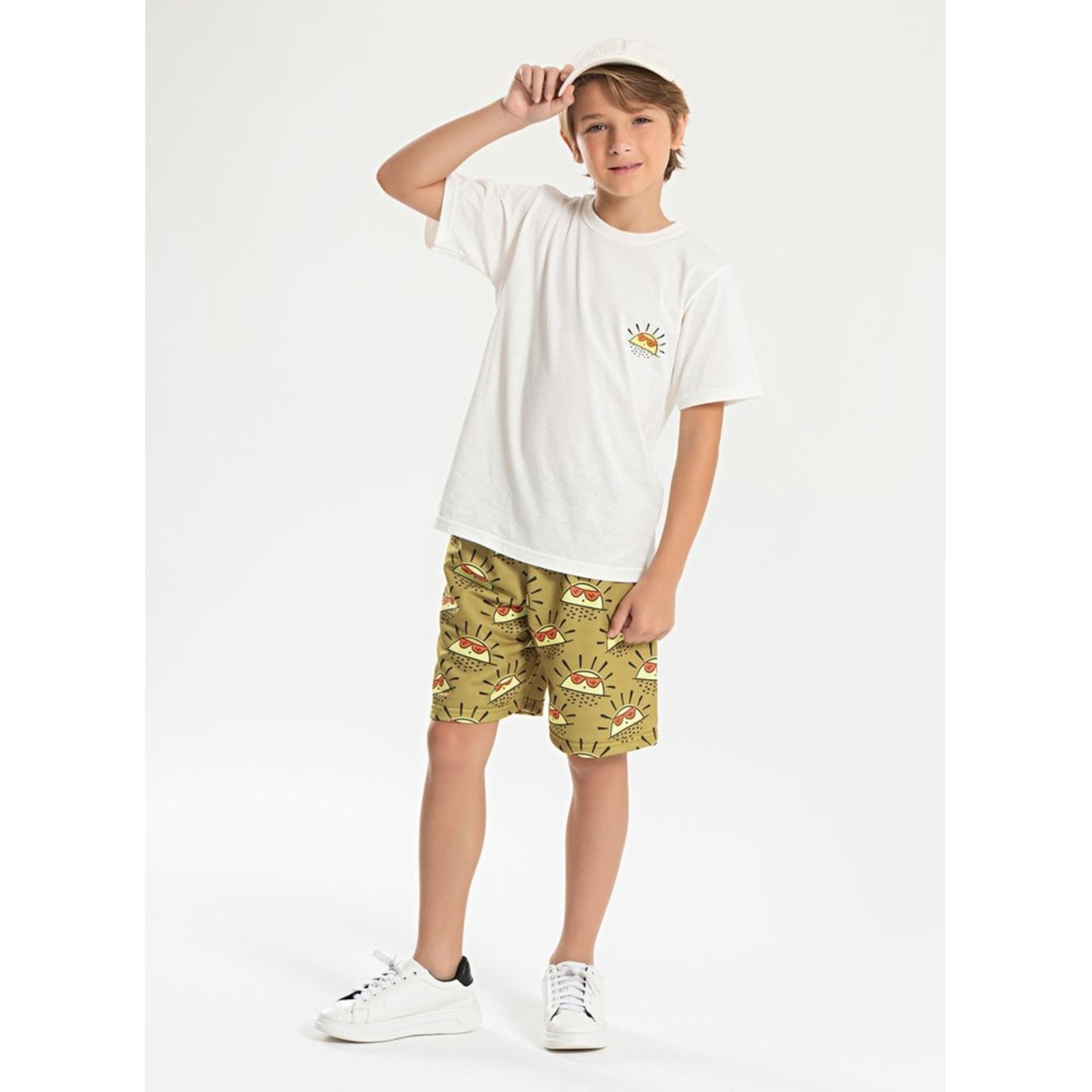 Infantil – Conjunto Verão Menino Natural Camiseta e Bermuda Solzinho de Óculos
