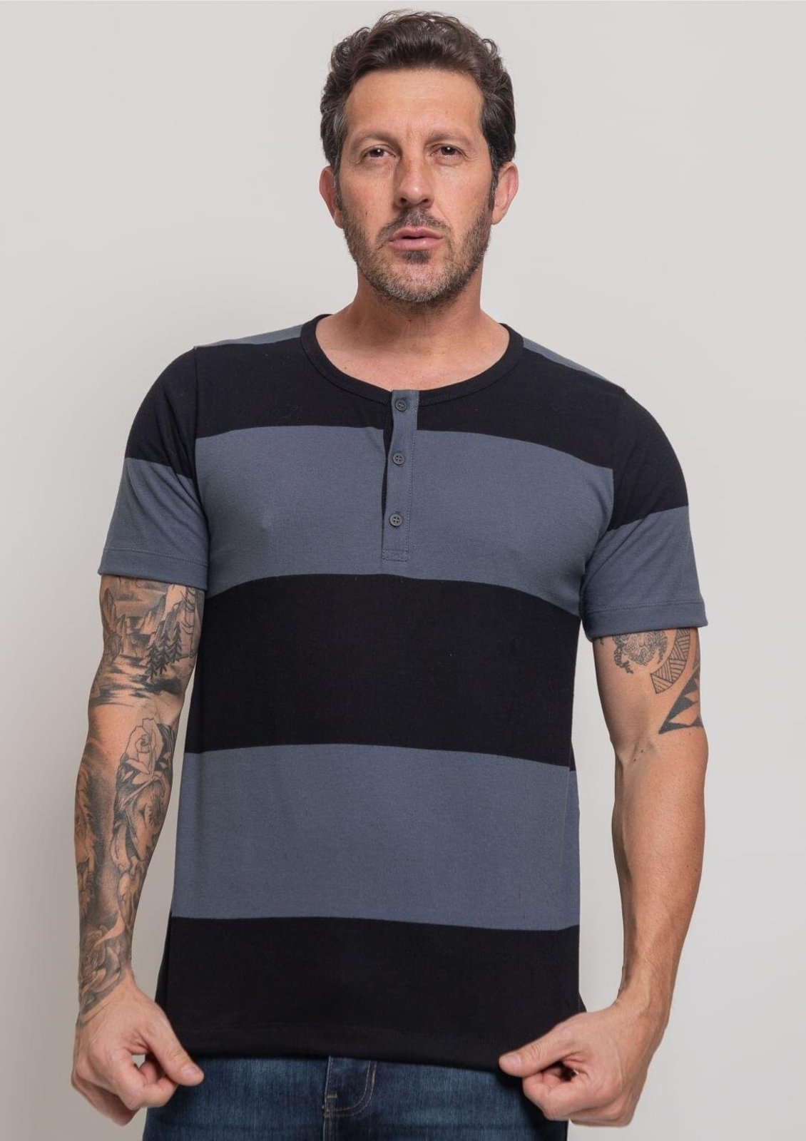 Camiseta botões e bolso Listrada | Pau a Pique Cinza