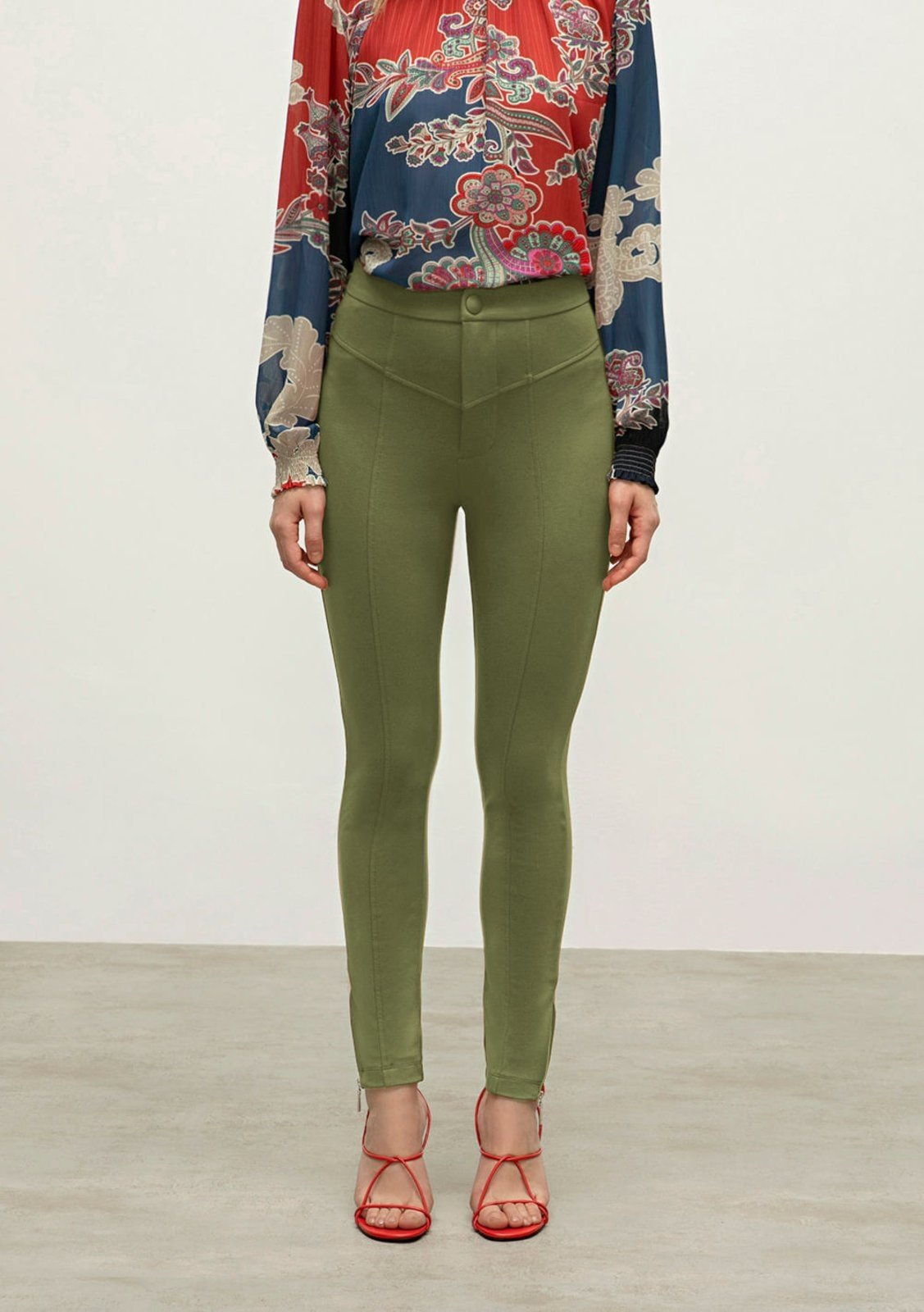 Vista 3 Calça Iódice Legging Cós Alto Com Recorte verde IÓDICE verde