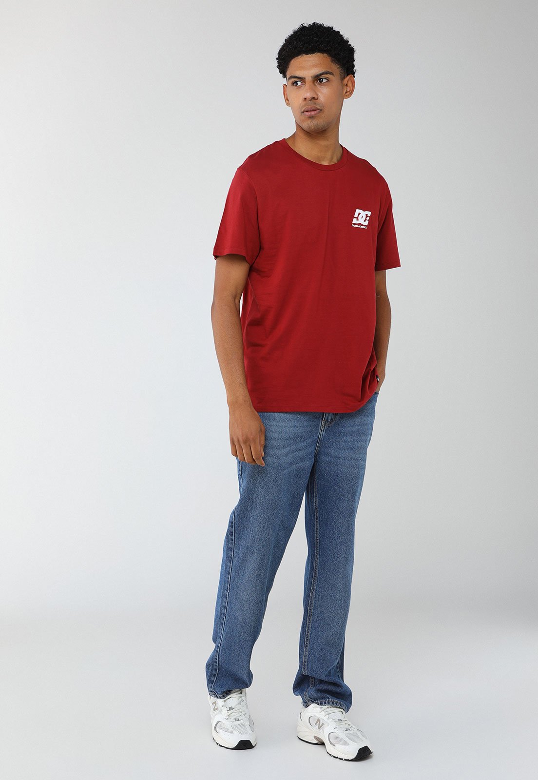 Vista 3 Camiseta Masculina DC Shoes Palletline Vermelha vermelho DC Shoes vermelho