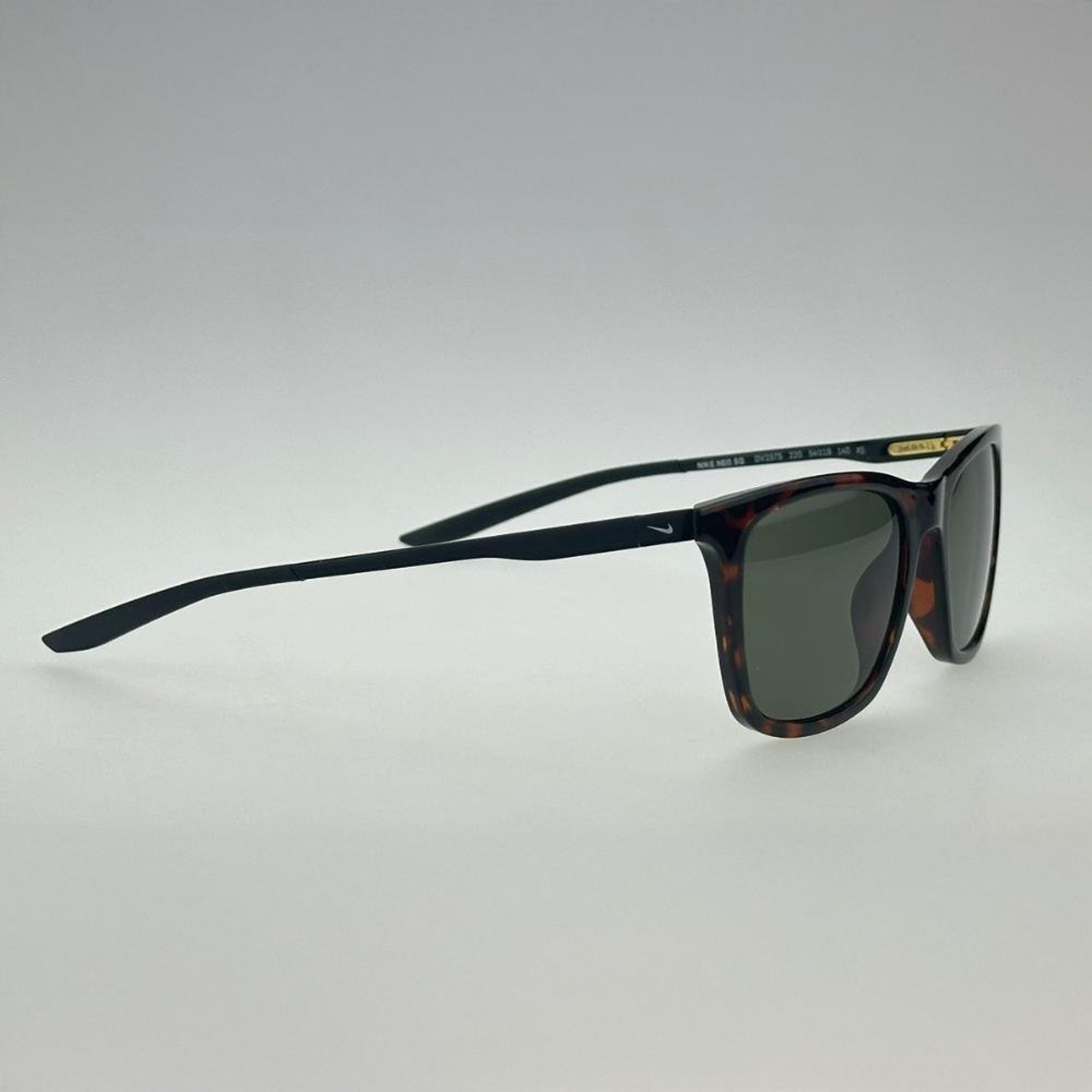 Óculos de Sol Nike Neo SQ DV2375 Tortoise