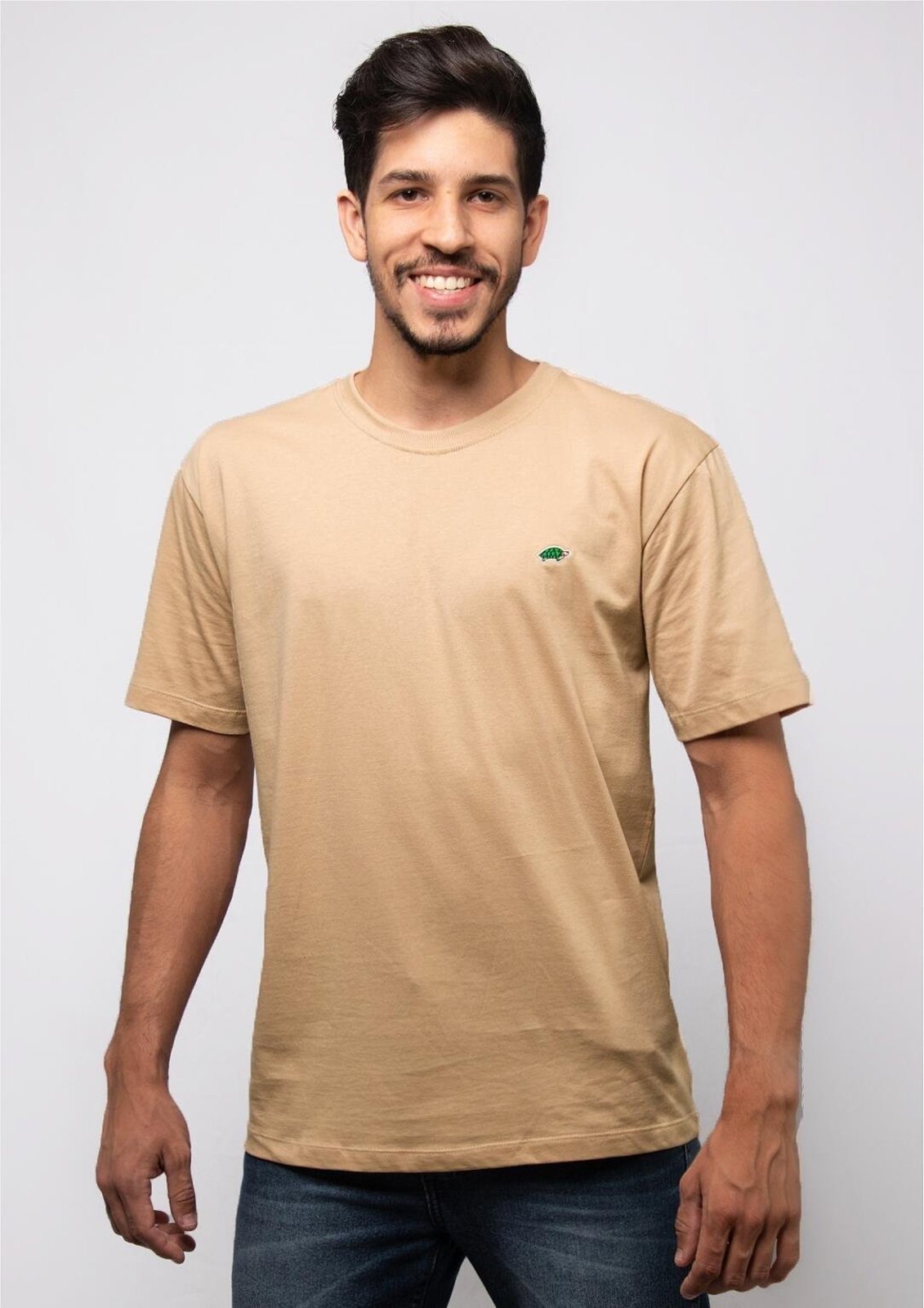 Camiseta Masculina Básica | Pau a Pique Bege