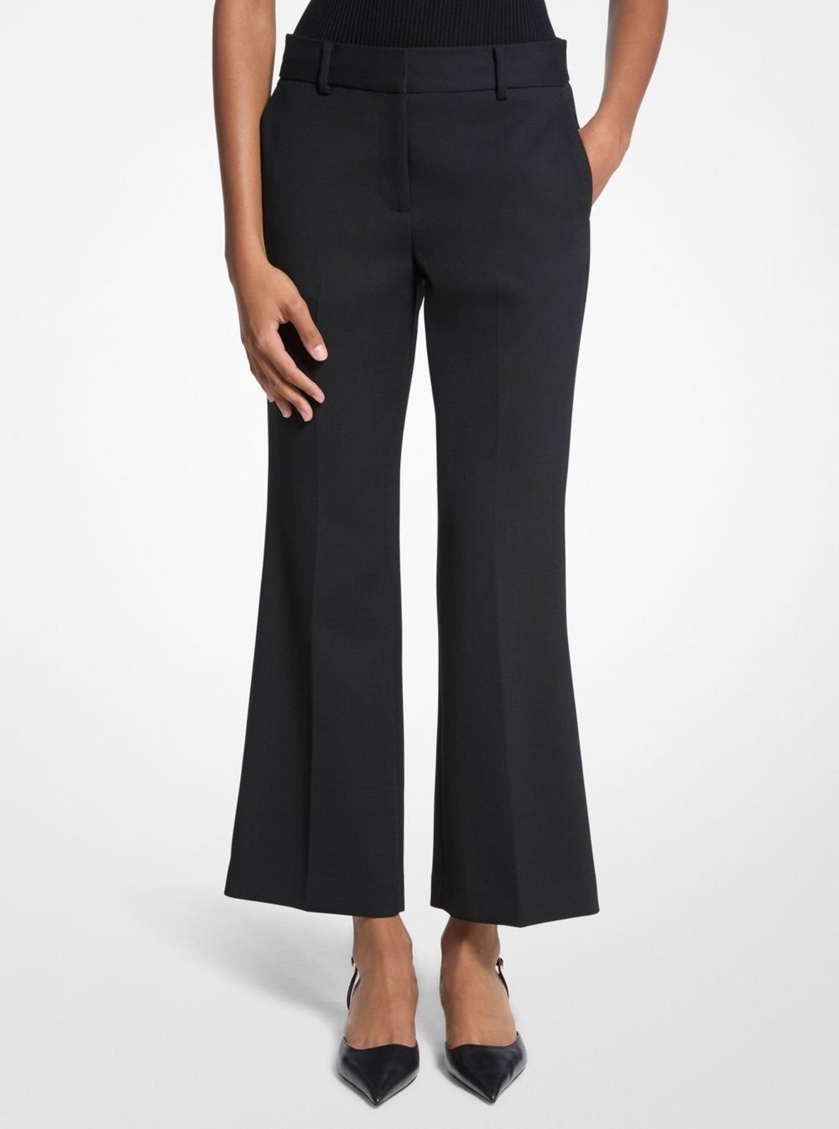 Vista 2 Calça Cropped Kick MF530UXF23001 Michael Kors preto Michael Kors preto
