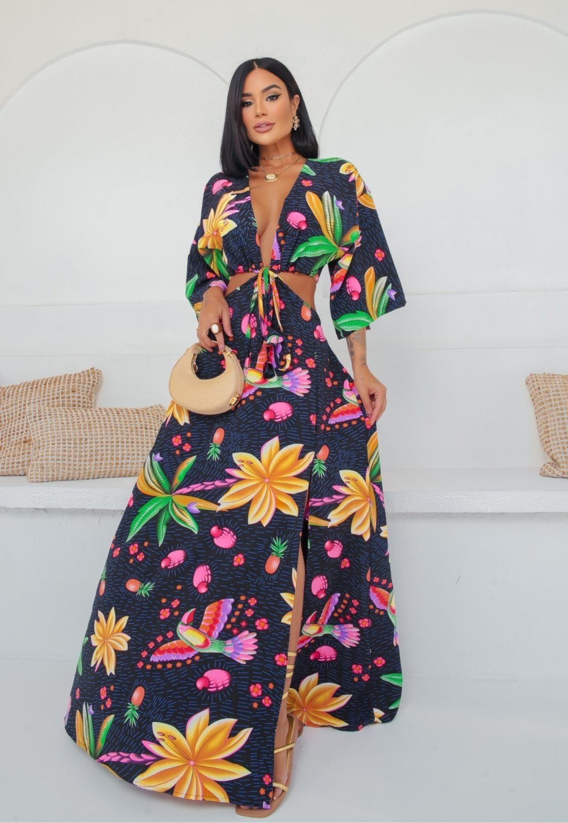 Vestido Longo Abertura no Tórax Farmmy Estampado Viscose Verão Preto