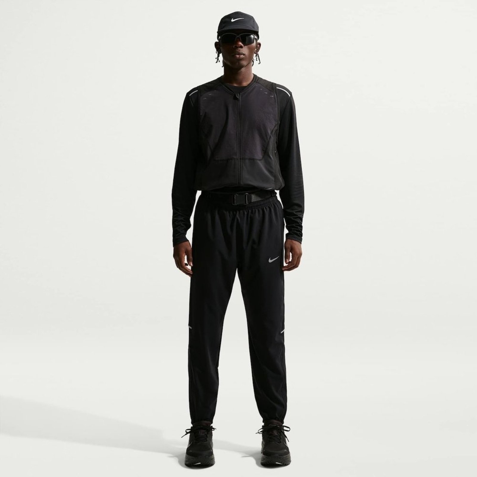 Calça Dri-FIT Nike Miler Woven Masculina